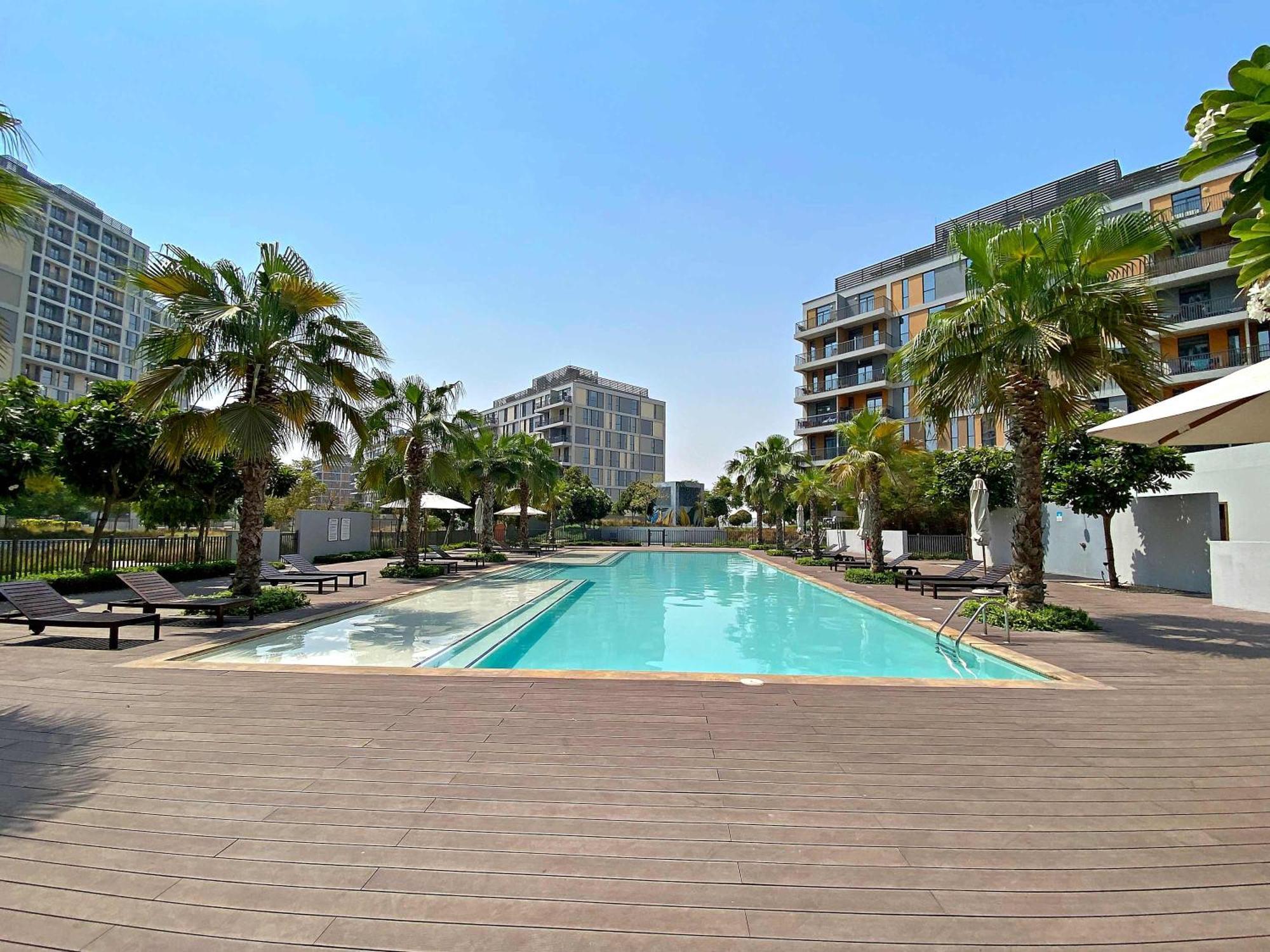 Silkhaus Luxury Near Sport