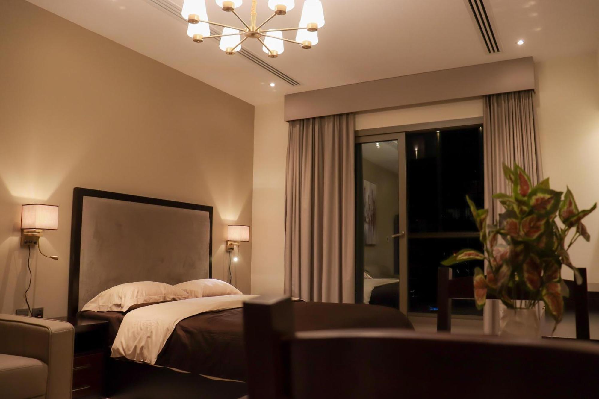 Lux Burj Khalifa View Downtown Apartment