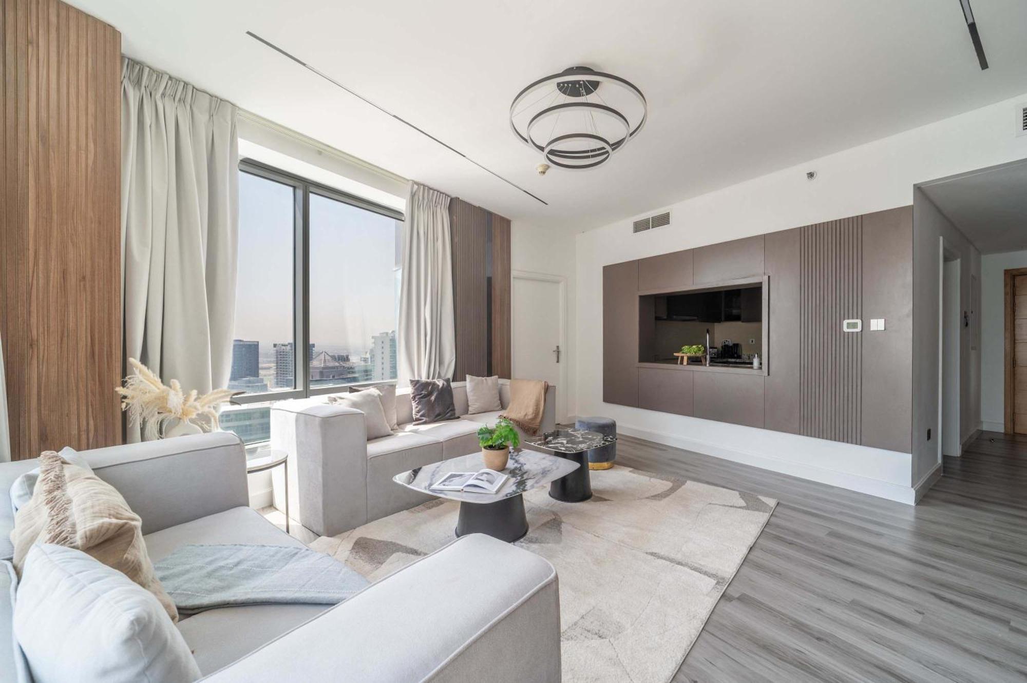Frank Porter - Burj Views Tower Dubai