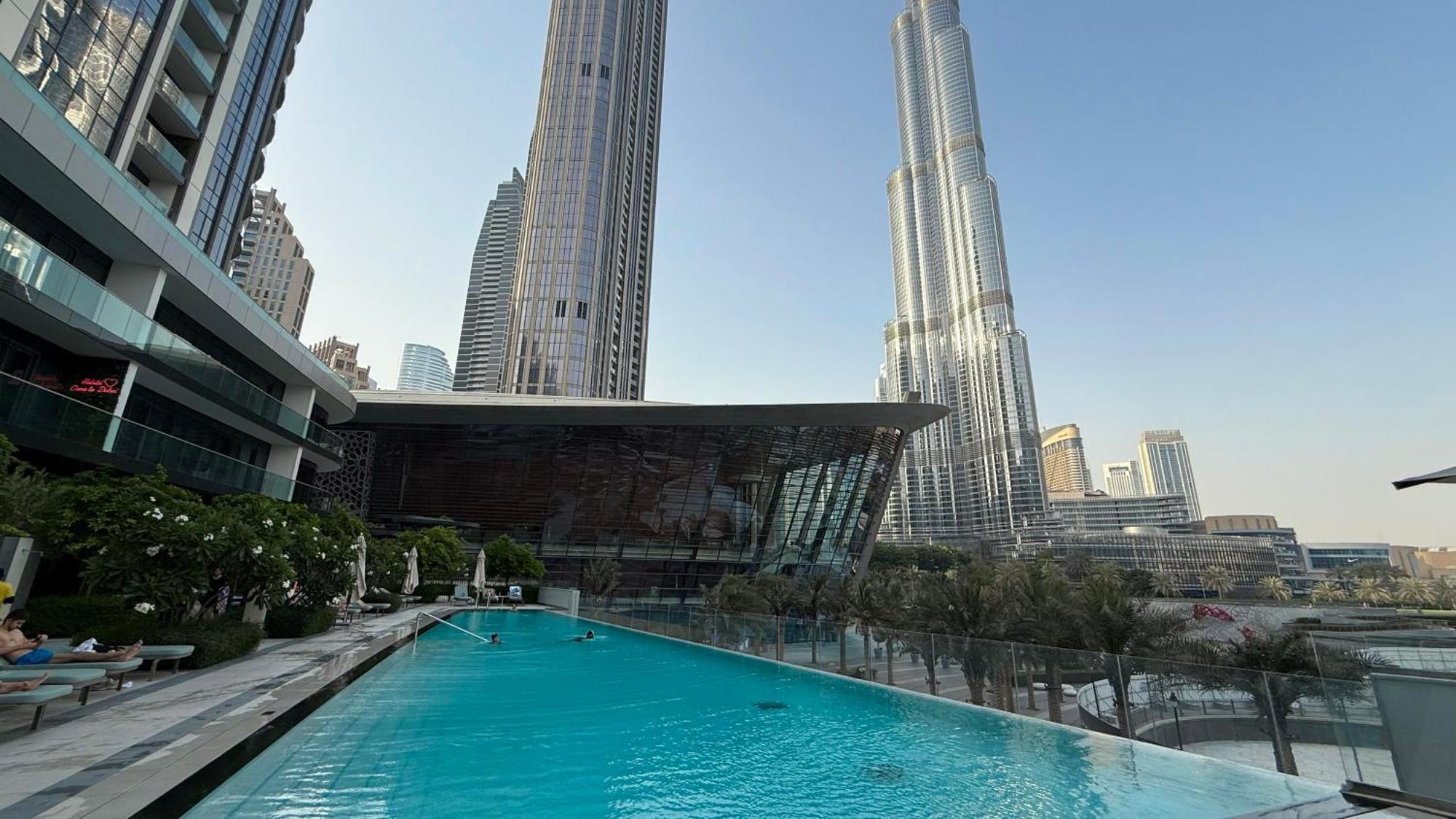 Apartment Skyhigh Luxury 2br Burj View Walk Mall *