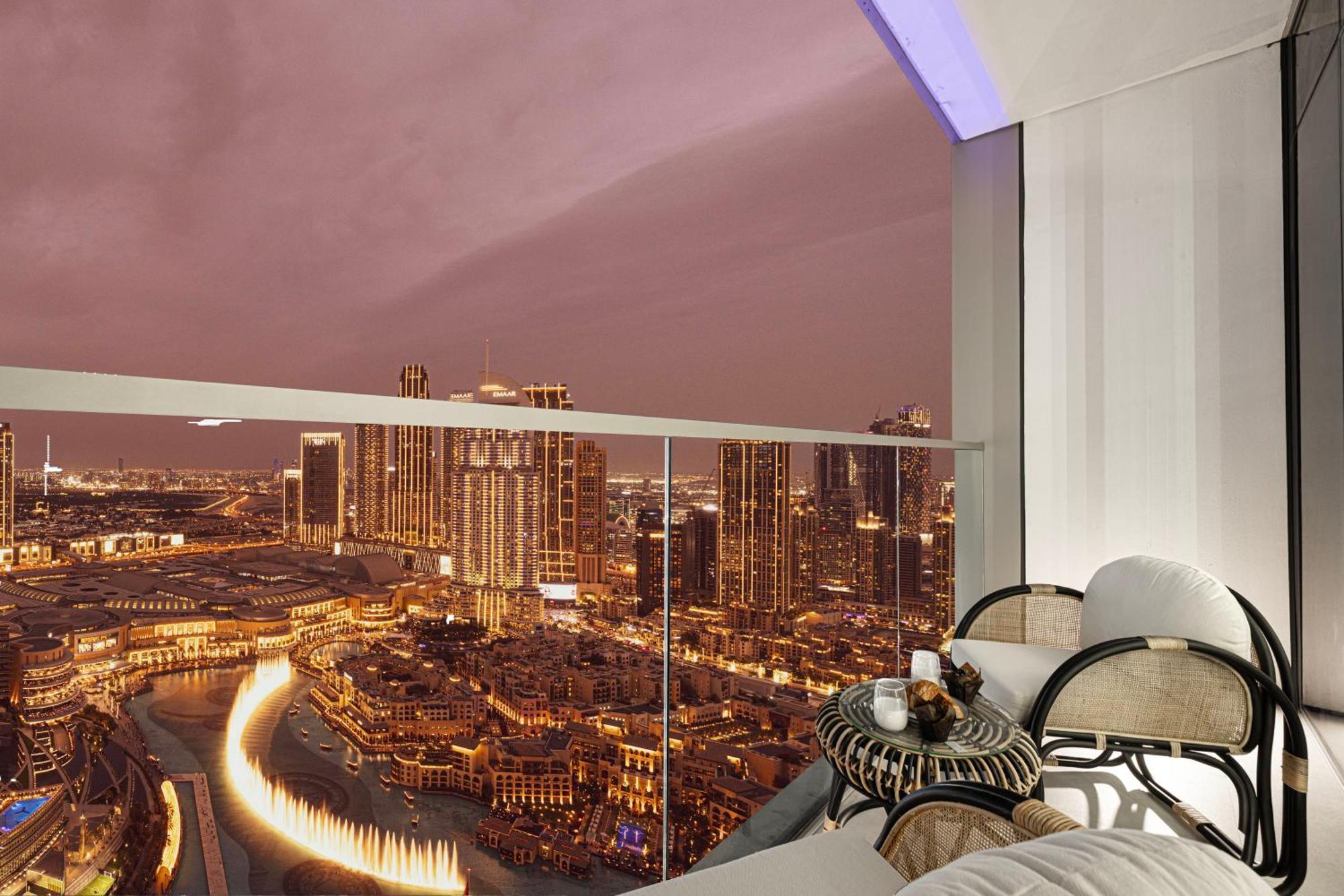 Skyhigh Luxury 2br Burj View Walk Mall