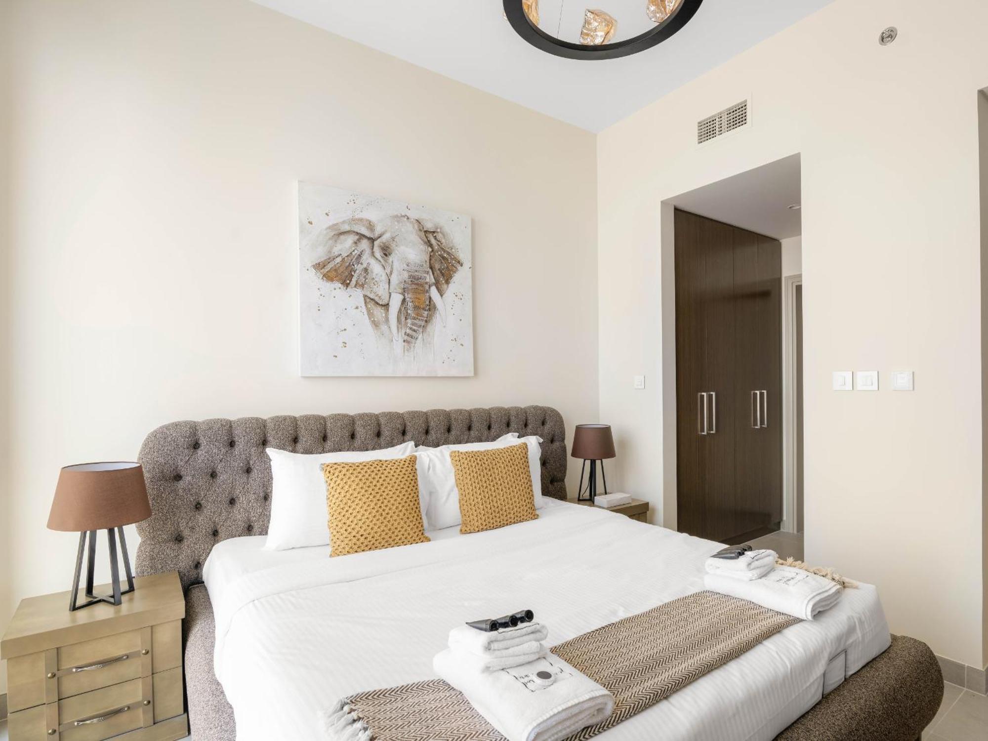 Elegant 2br In Forte, Downtown- 32