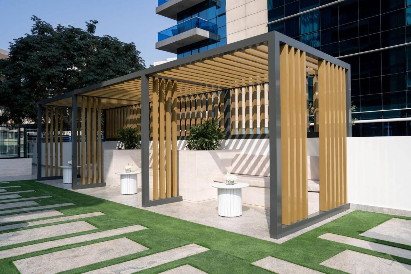 Elegant Canal View Business Bay Apartment Dubai
