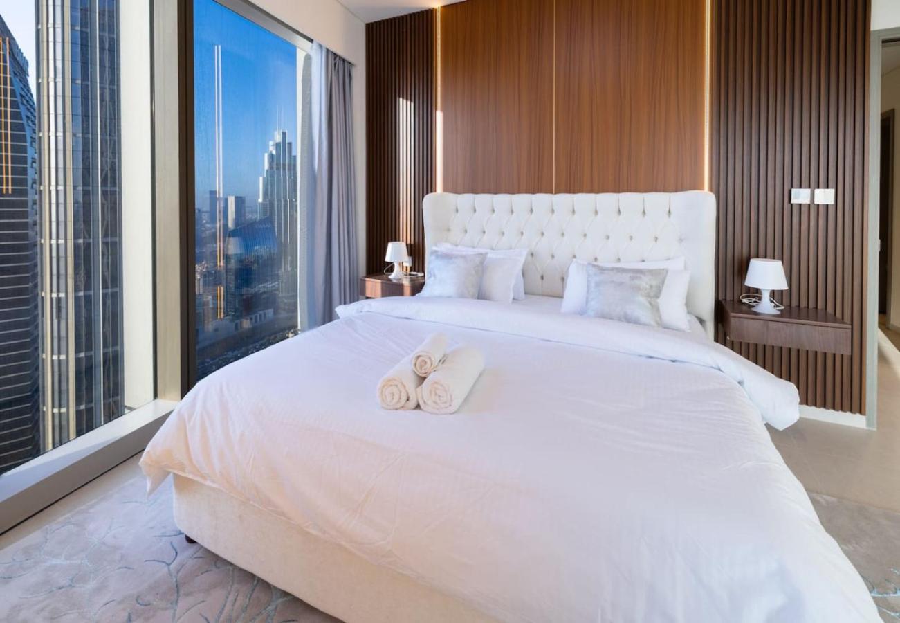 Luxury Grande 2br Near Dubaimall Apartment Dubai