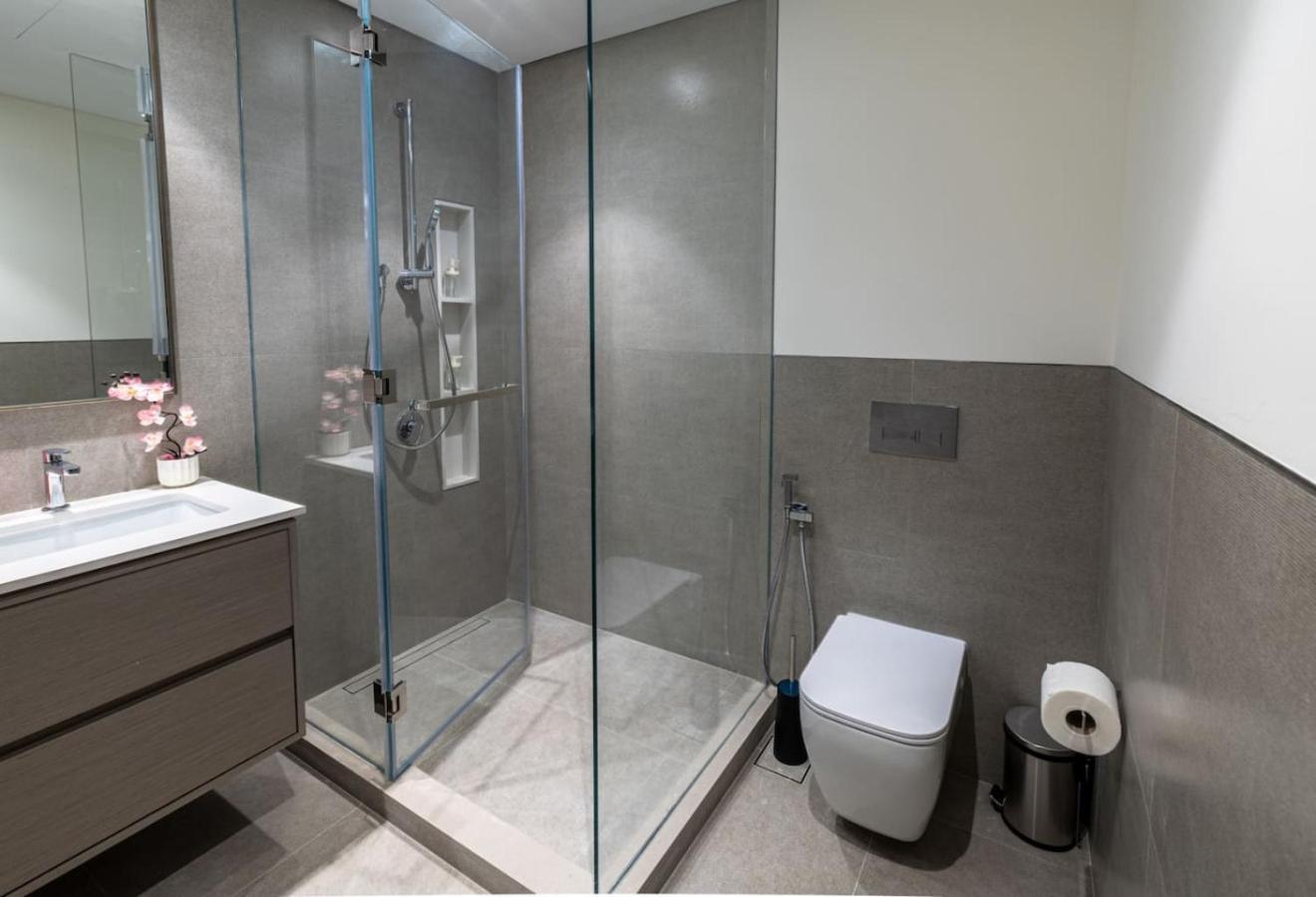 Apartment Luxury Grande 2br Near Dubaimall Dubai