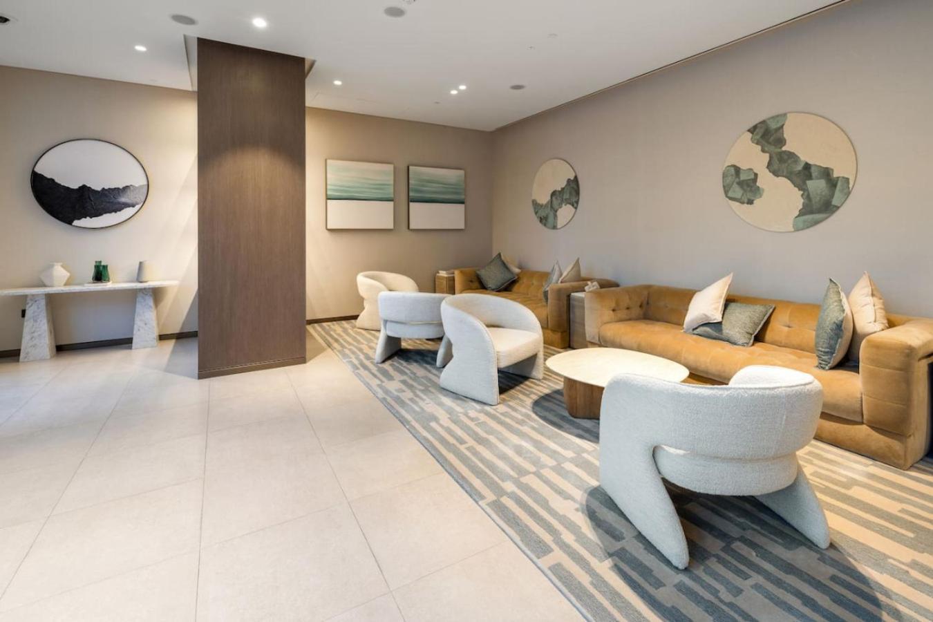 Luxury Grande 2br Near Dubaimall Dubai