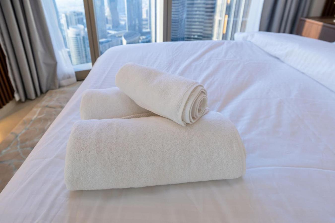 Apartment Luxury Grande 2br Near Dubaimall