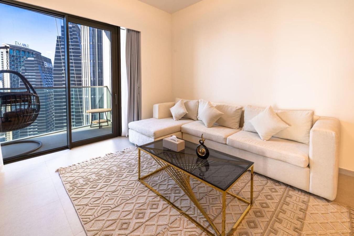 Luxury Grande 2br Near Dubaimall Apartment