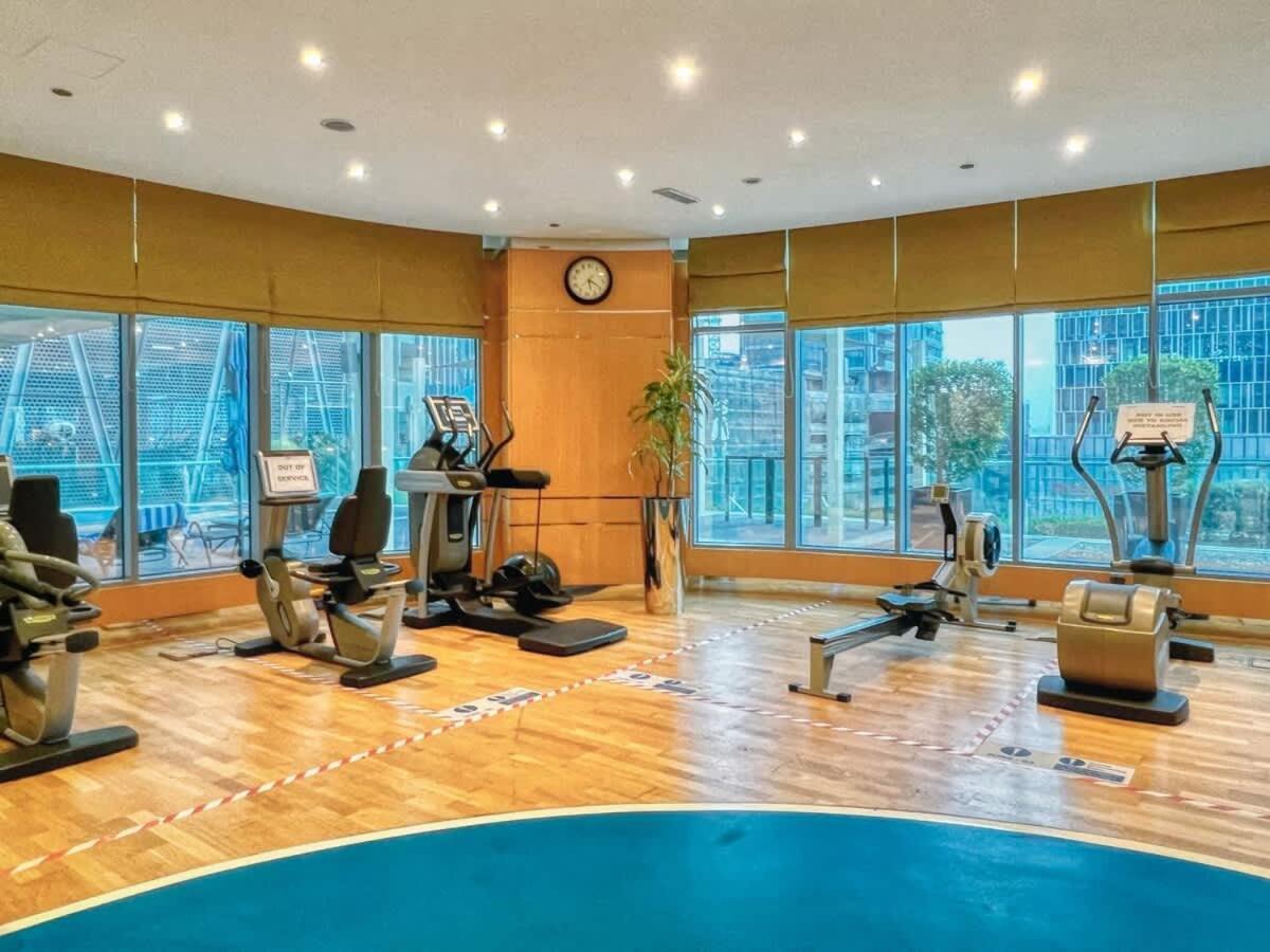 Apartment Luxurious 2bdr In Downtown-2mins From Mall