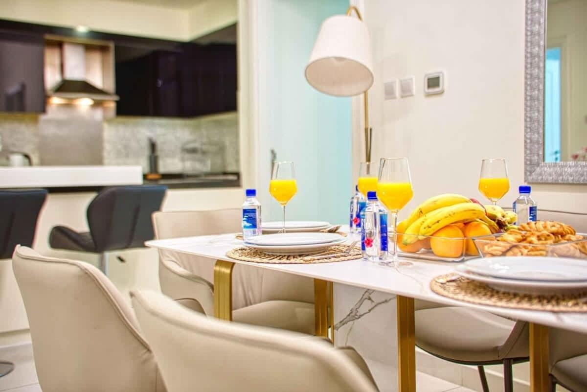 Luxurious 2bdr In Downtown-2mins From Mall *