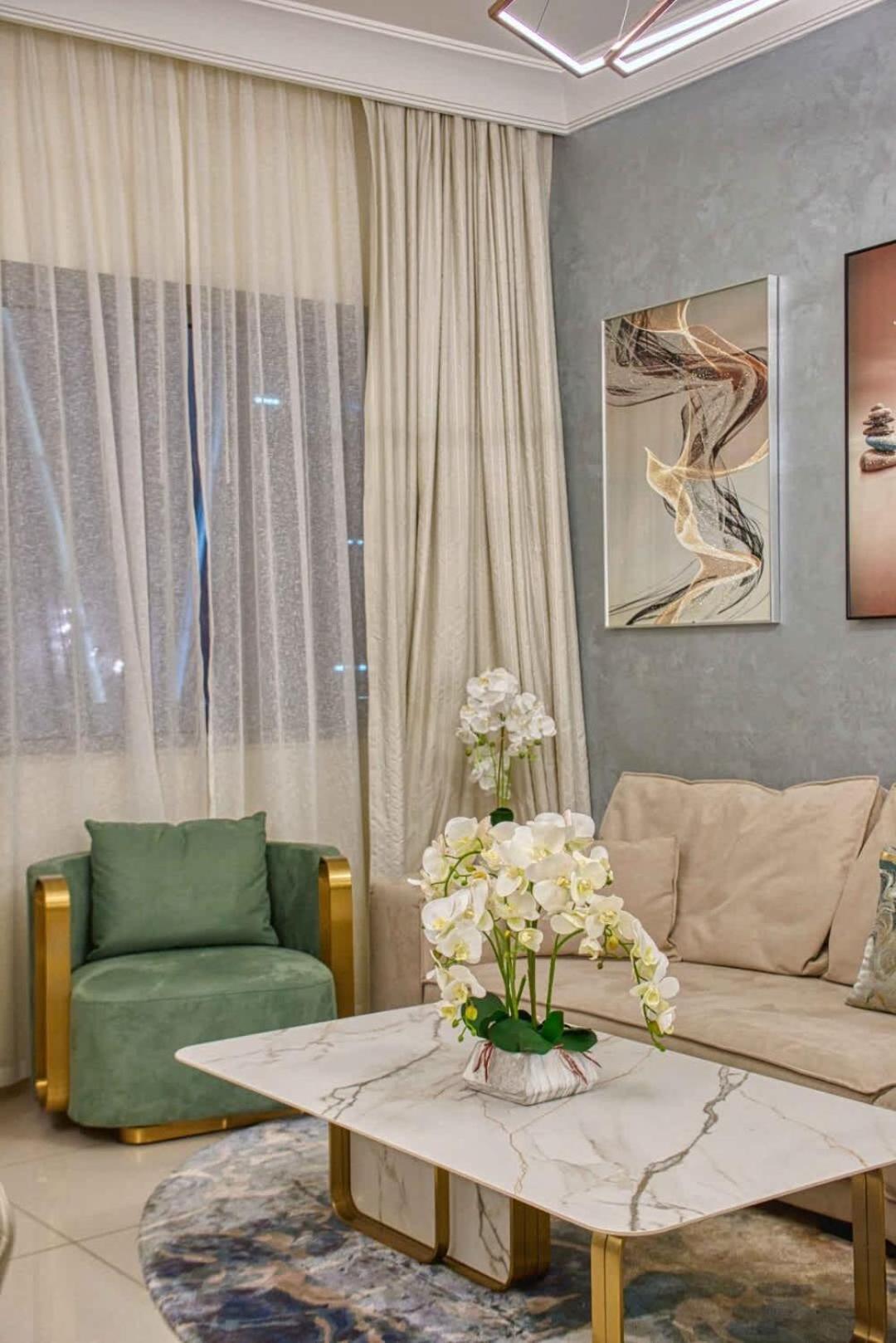 Apartment Luxurious 2bdr In Downtown-2mins From Mall *