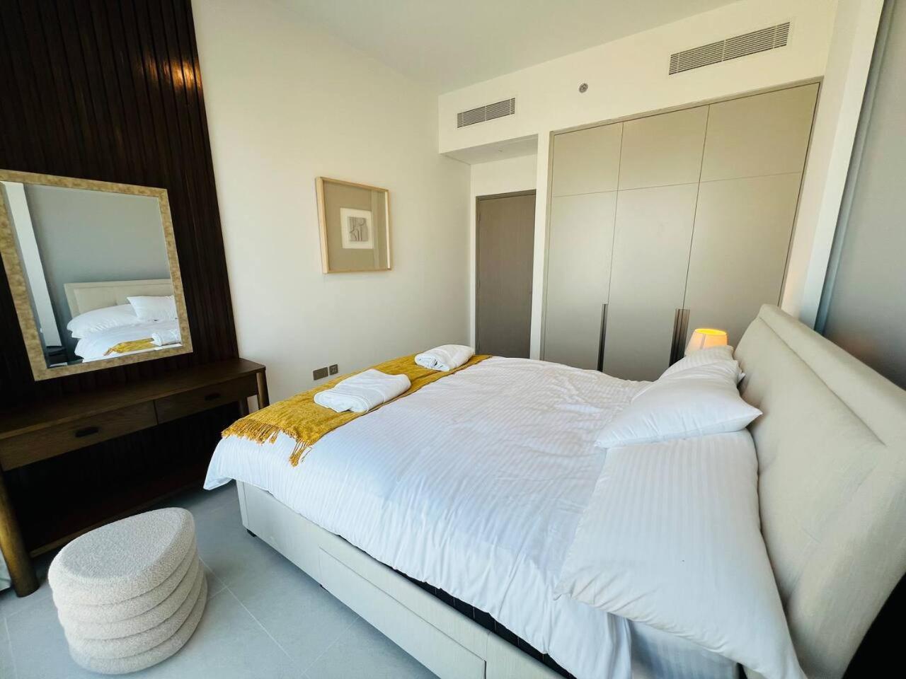 Prestige 2br Direct Burj Khalifa & Fountain View Apartment