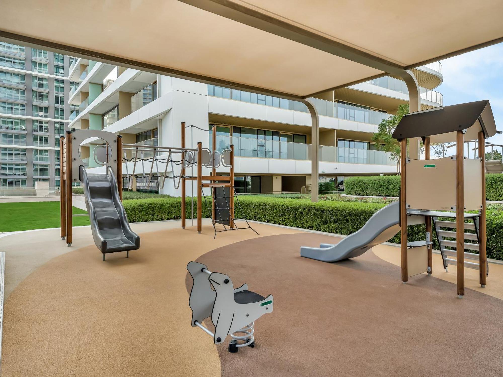 Luxury Spacious 2 Bedroom Private And Views * Dubai