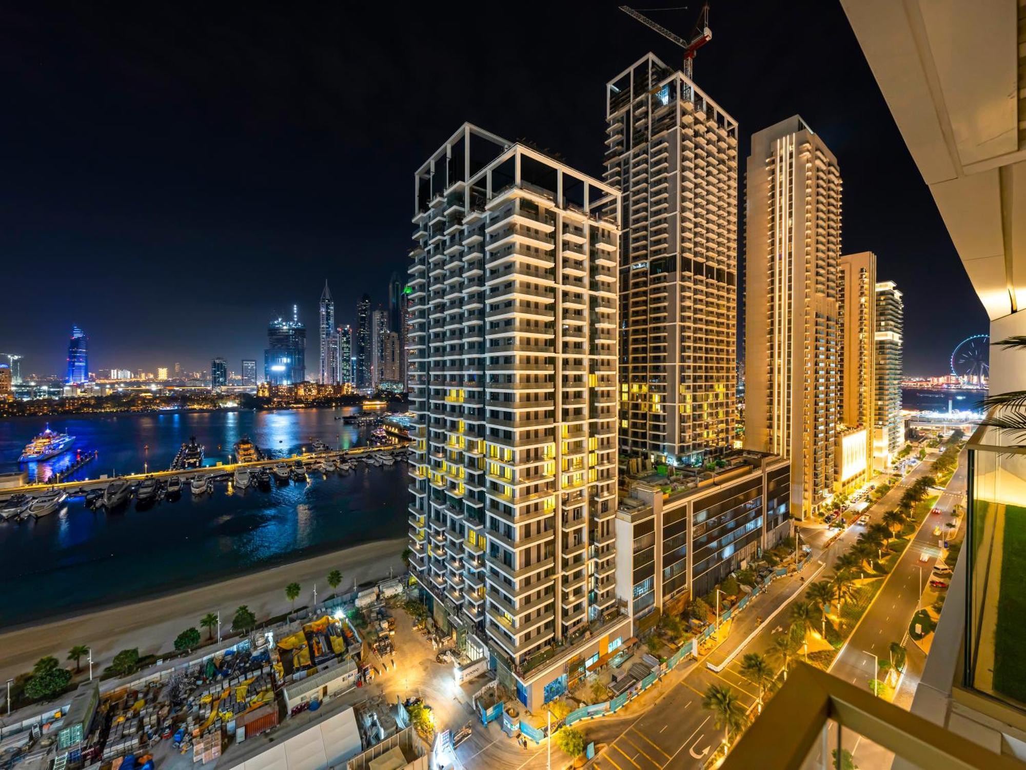 Apartment Luxury Spacious 2 Bedroom Private And Views Dubai