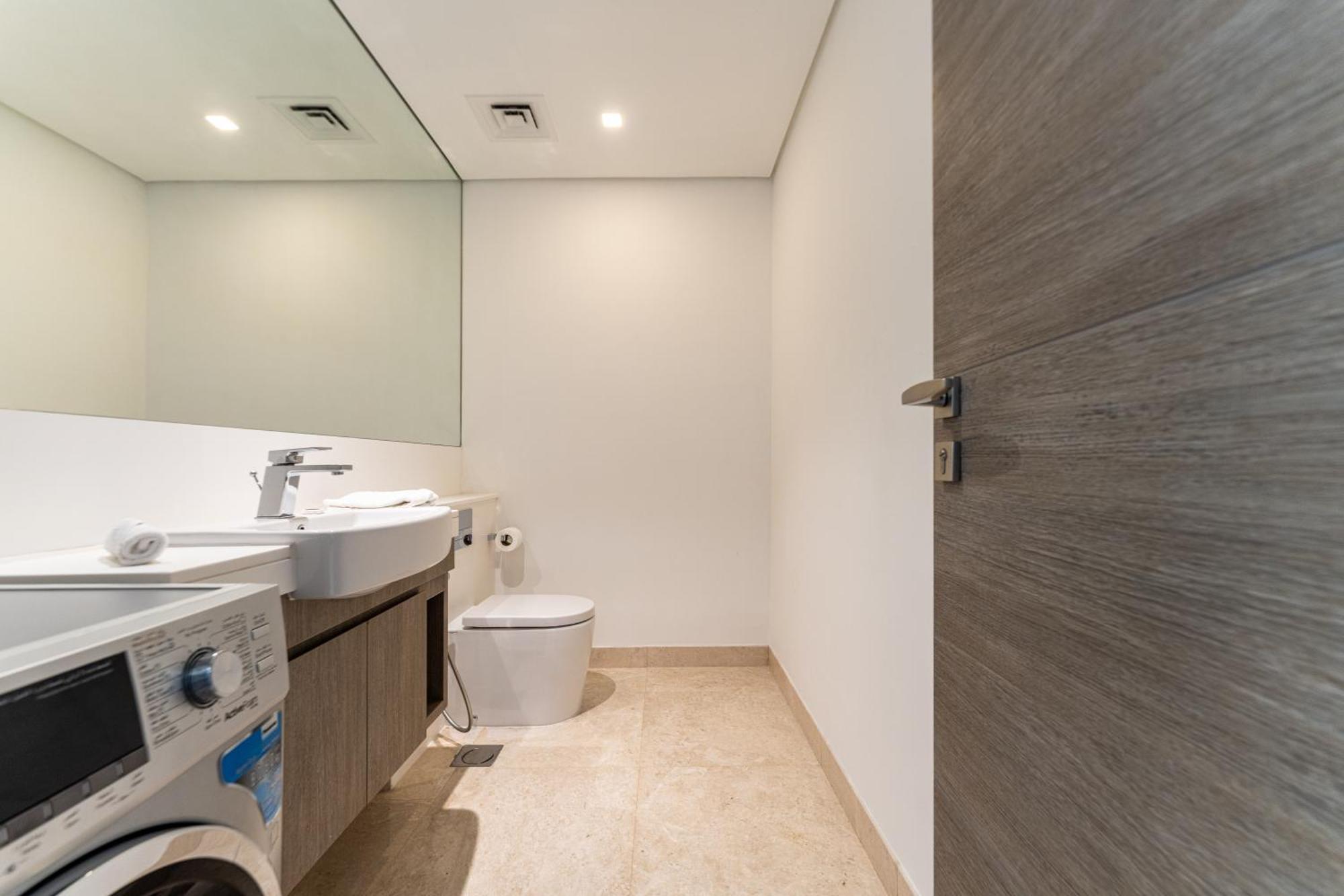 Apartment Luxury Burj & Fountain View Retreat