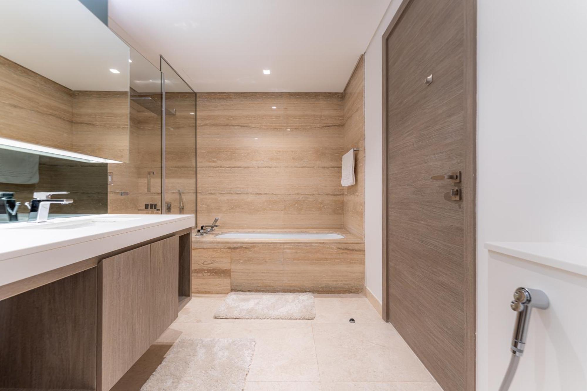 Luxury Burj & Fountain View Retreat *