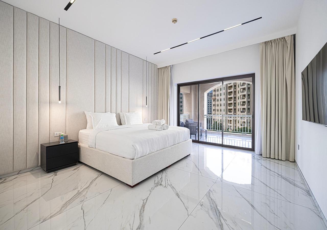 Apartment Palm Jumeirah Paradise- Luxury,unveiled Dubai