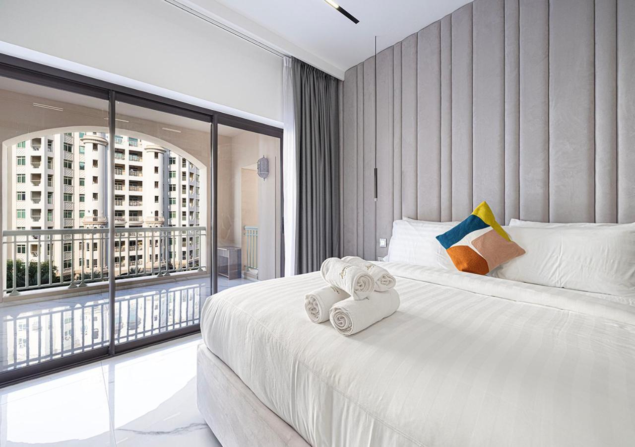 Palm Jumeirah Paradise- Luxury,unveiled Apartment