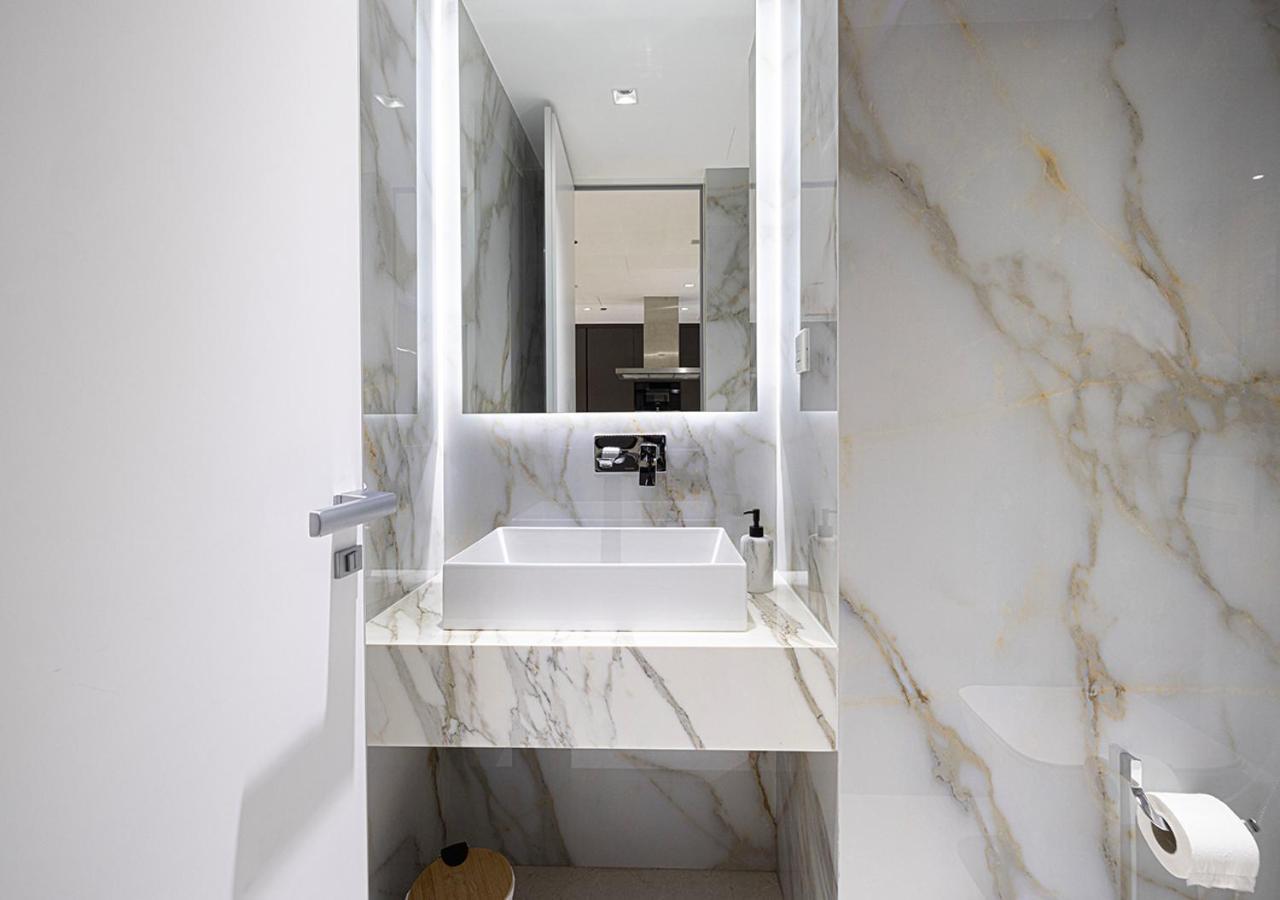 Apartment Palm Jumeirah Paradise- Luxury,unveiled Dubai