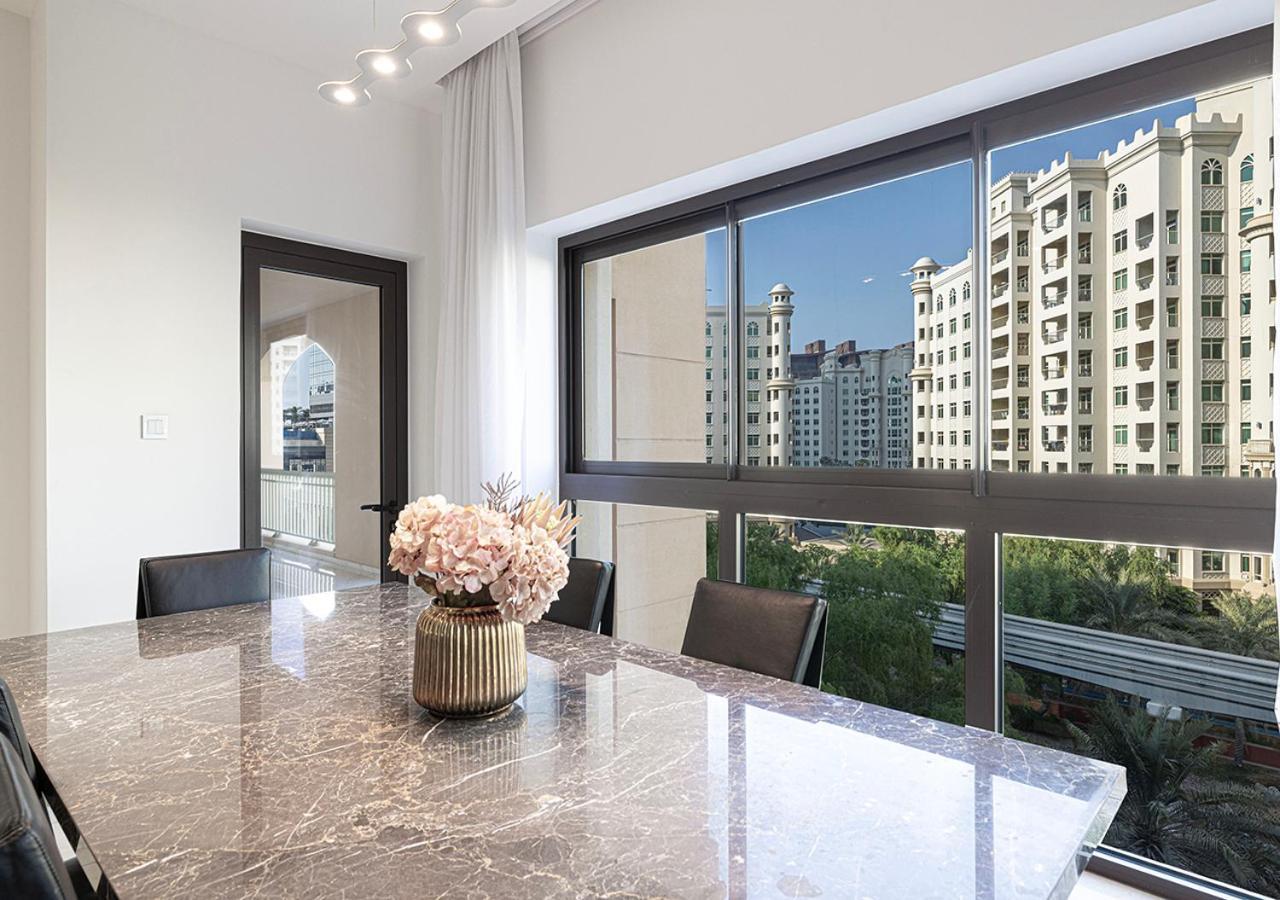 Palm Jumeirah Paradise- Luxury,unveiled Apartment *