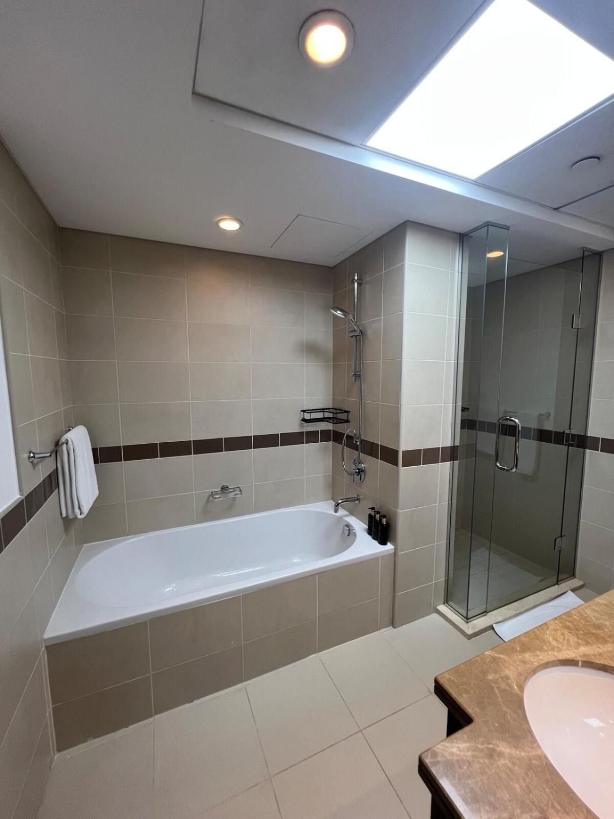 Bnbmehomes - 29 Boulevard Tower 1 Apartment