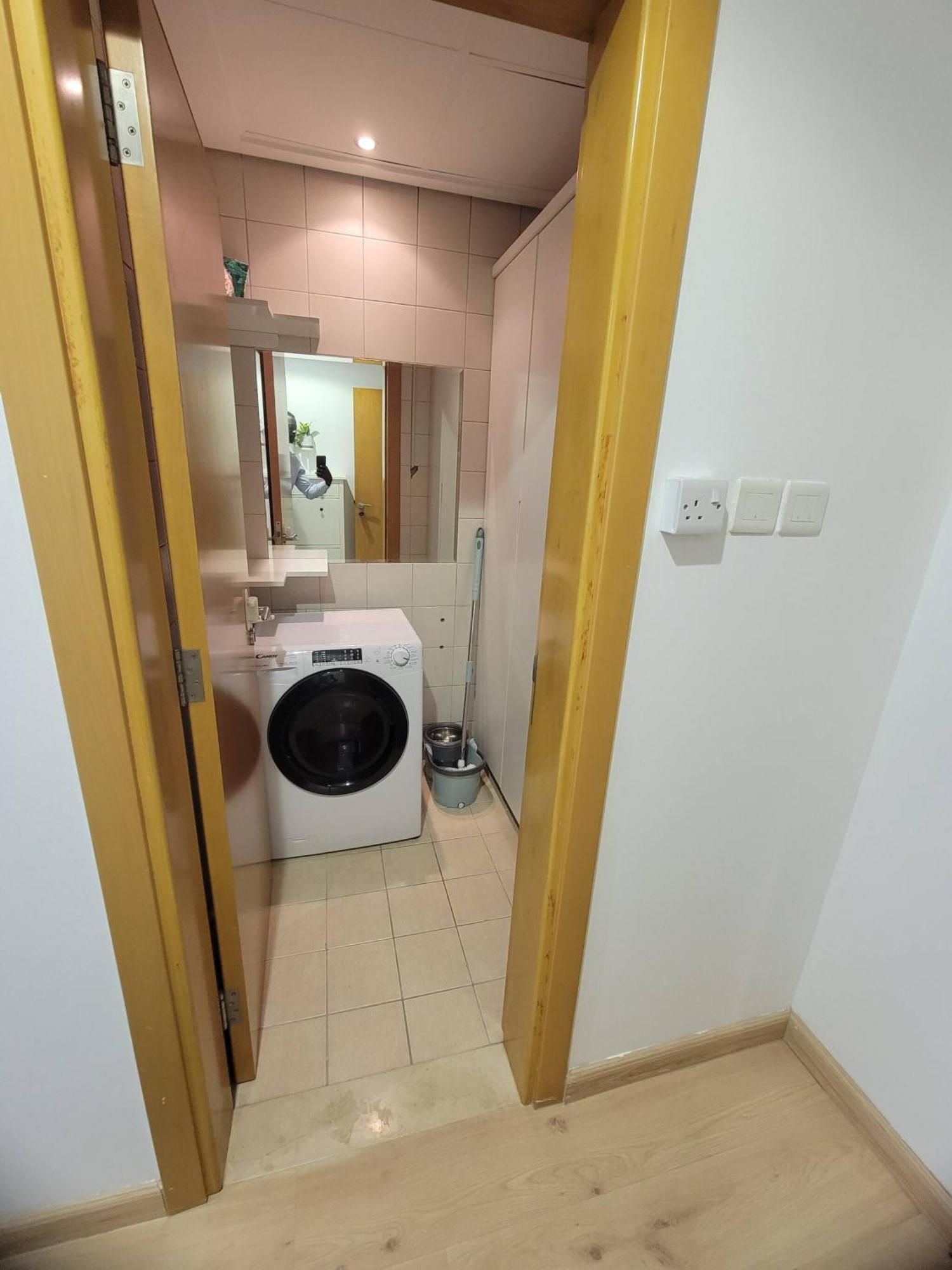 Spacious 2br Canal Vibes Business Bay Apartment Dubai