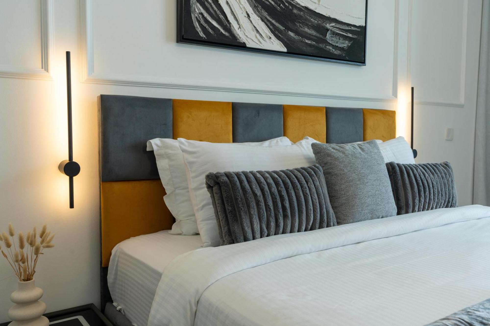 Apartment White Sage Newly Renovated 1br Business Bay Hamilton Residency Dubai