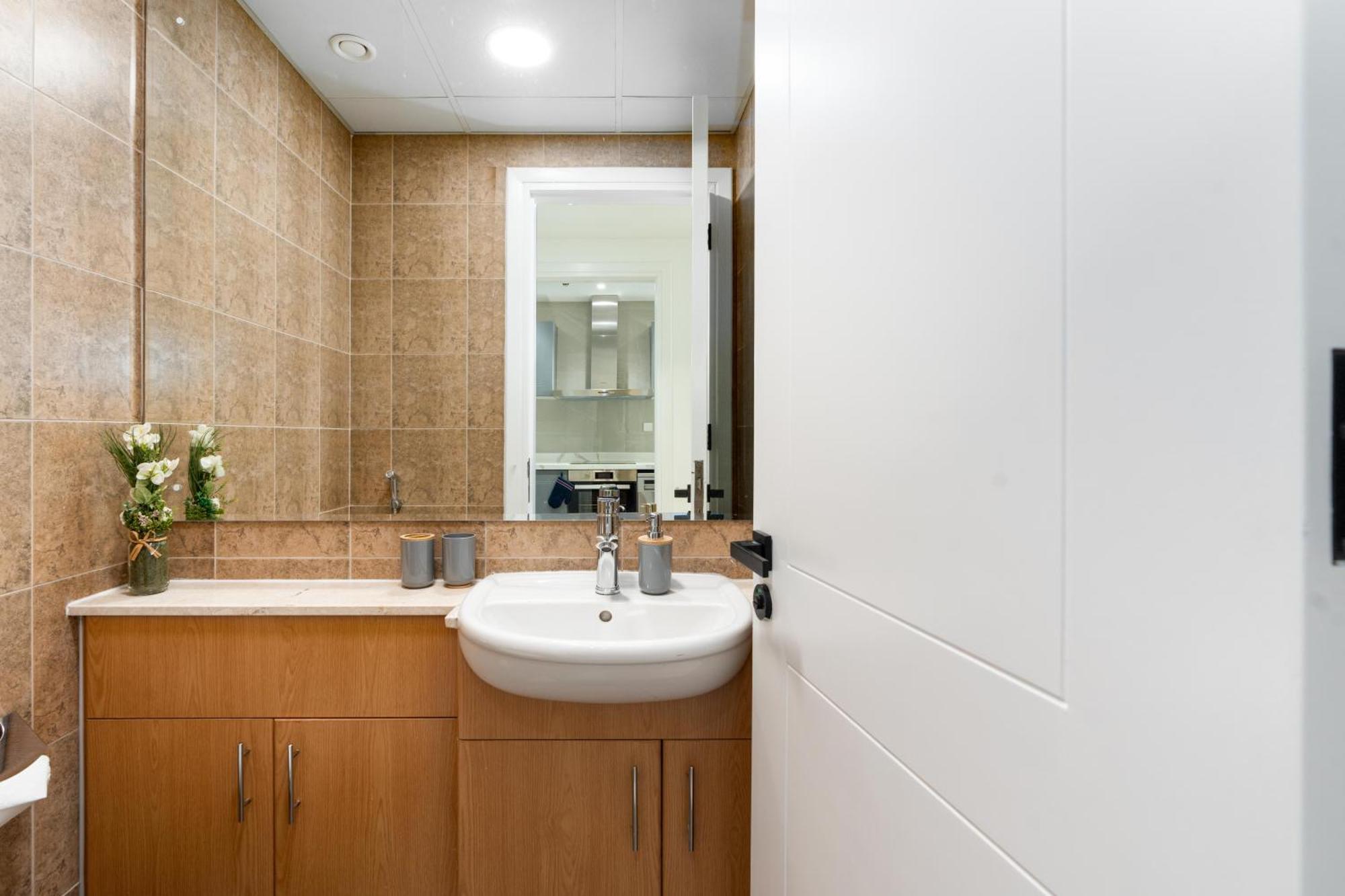 Apartment White Sage Newly Renovated 1br Business Bay Hamilton Residency
