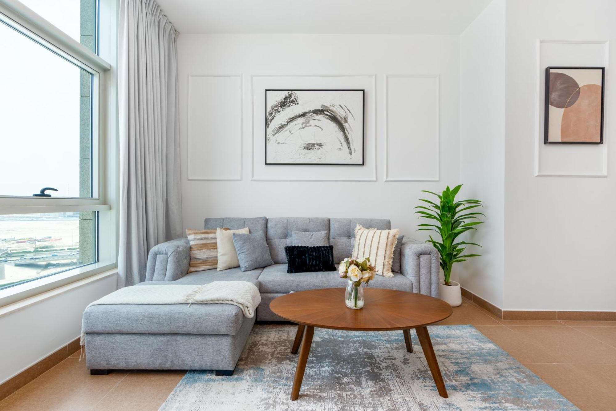 White Sage Newly Renovated 1br Business Bay Hamilton Residency Apartment *