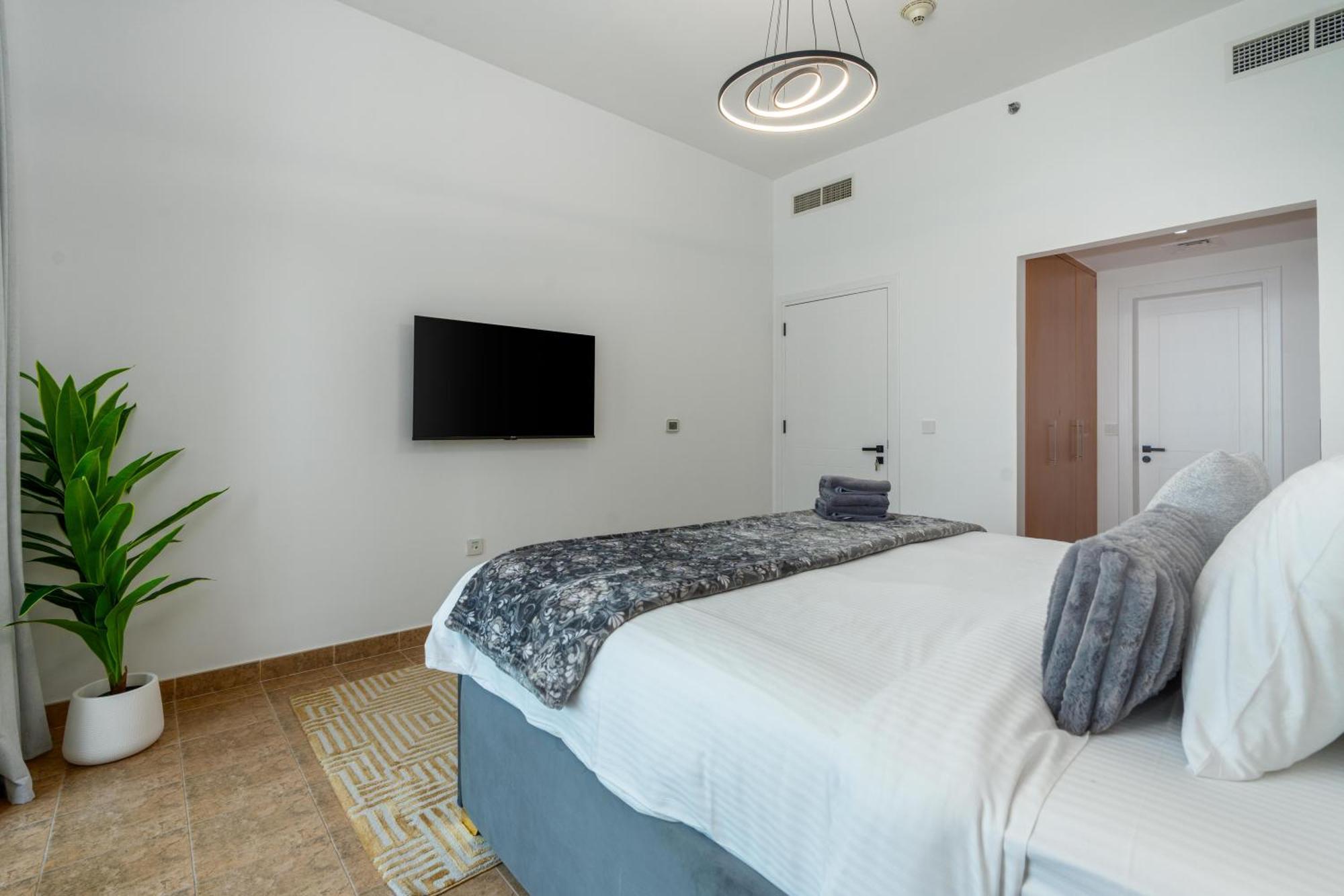 White Sage Newly Renovated 1br Business Bay Hamilton Residency Apartment