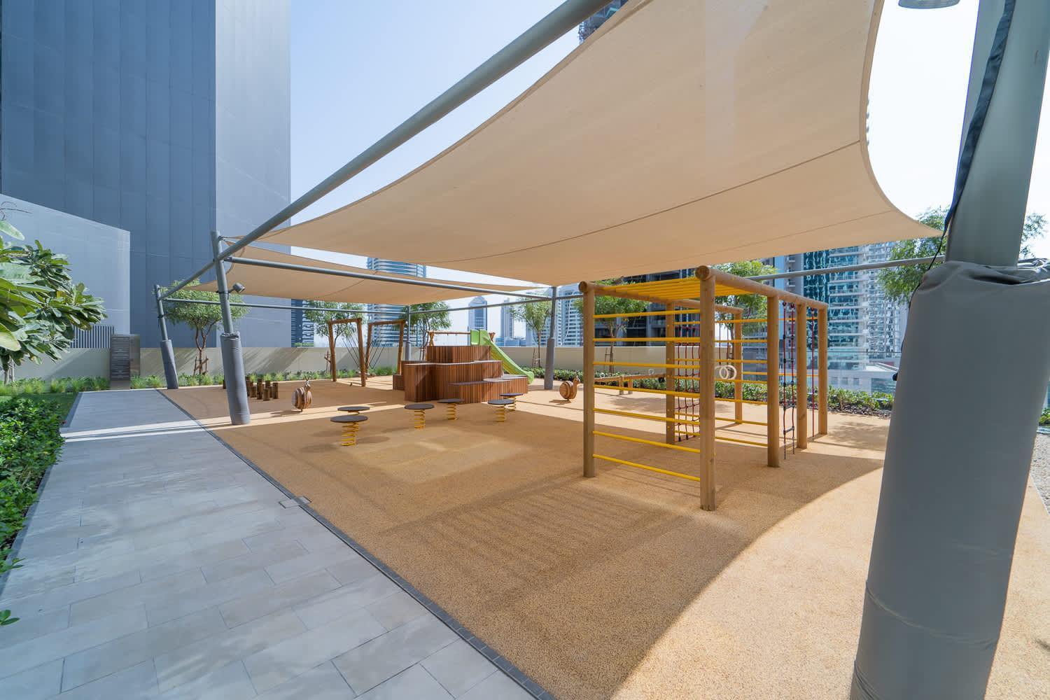 Amazing Downtown 1 Bed For 2 Dubai