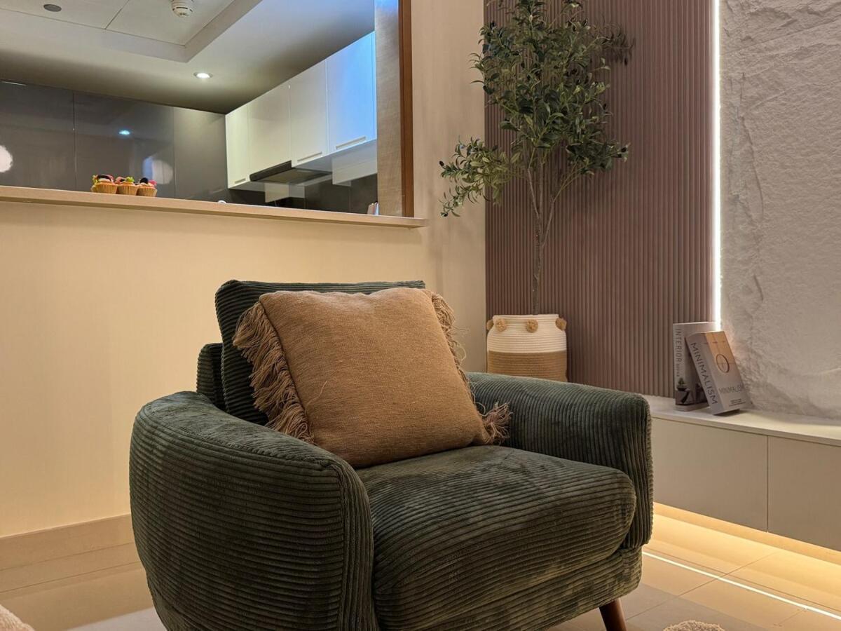 Apartment Dayf-cla Downtown Boulevard Chic 1bdr Study *