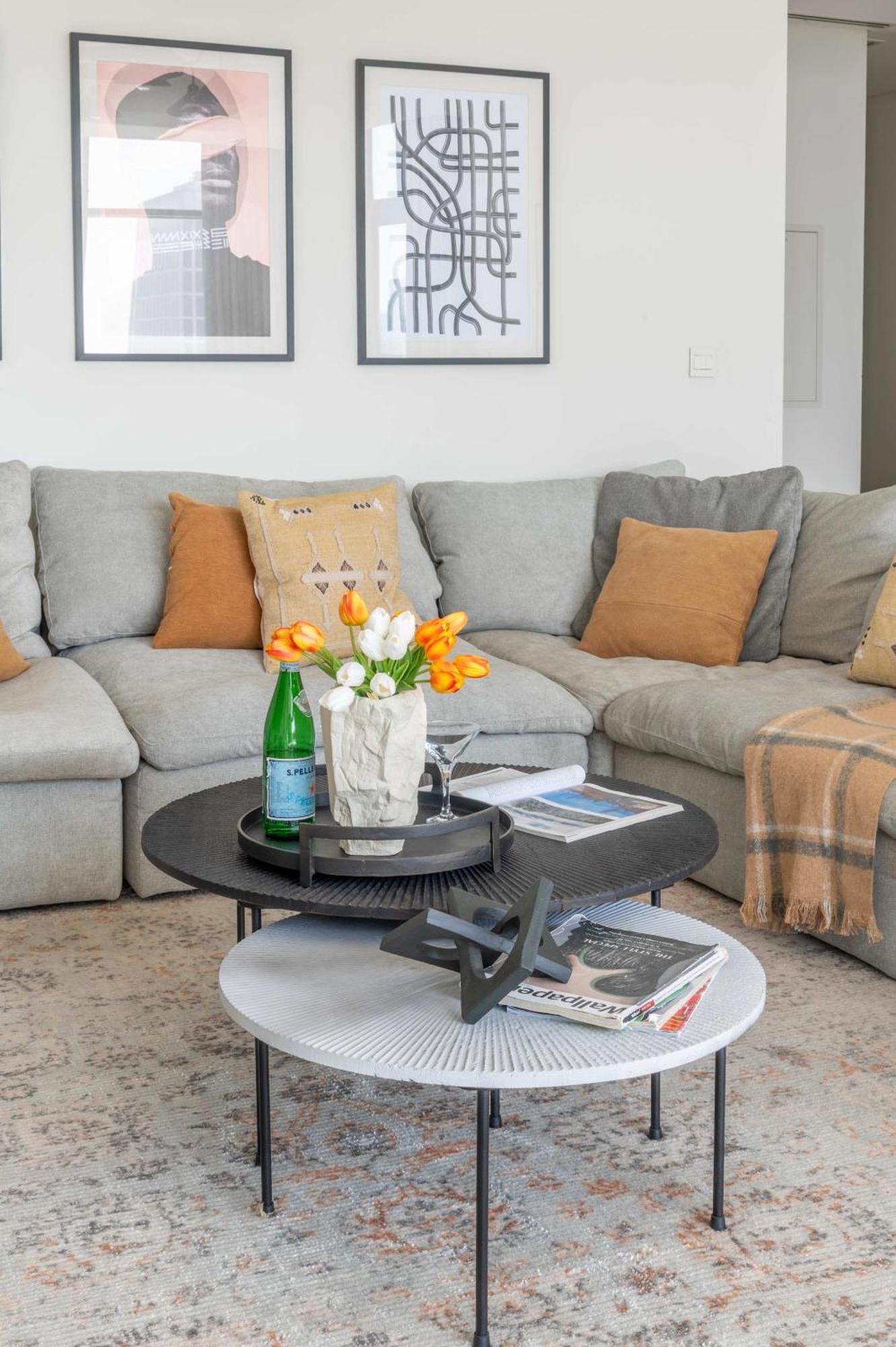 Luxurious 1br With Spacious Balcony In Downtown Dubai