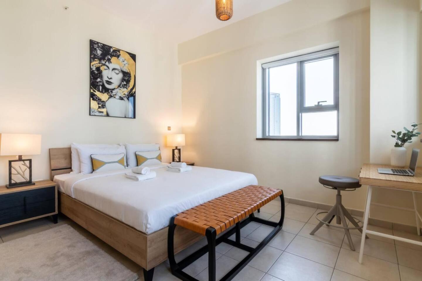 Apartment Scenic 2 Bedroom - Downtown Business Bay