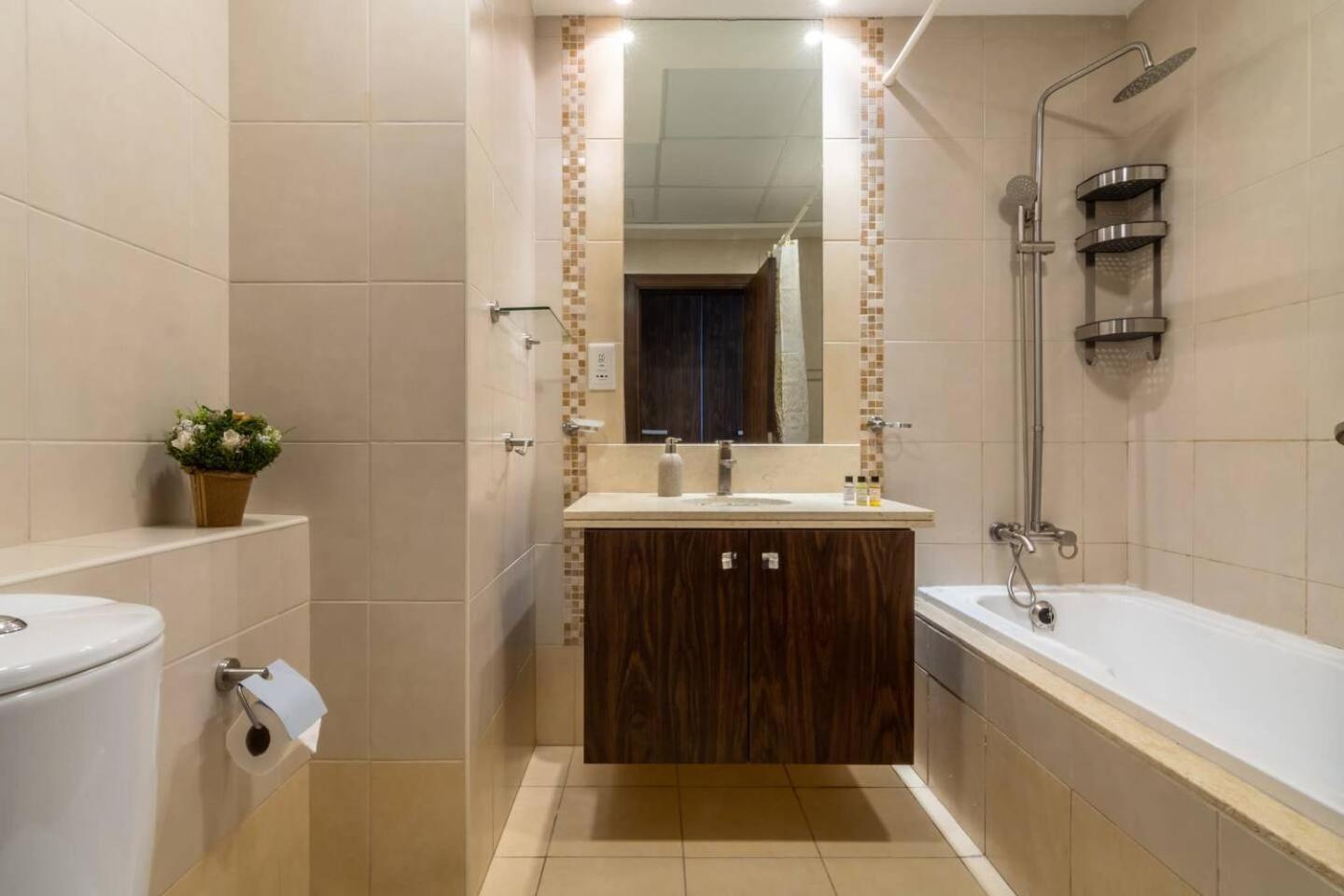 Scenic 2 Bedroom - Downtown Business Bay *