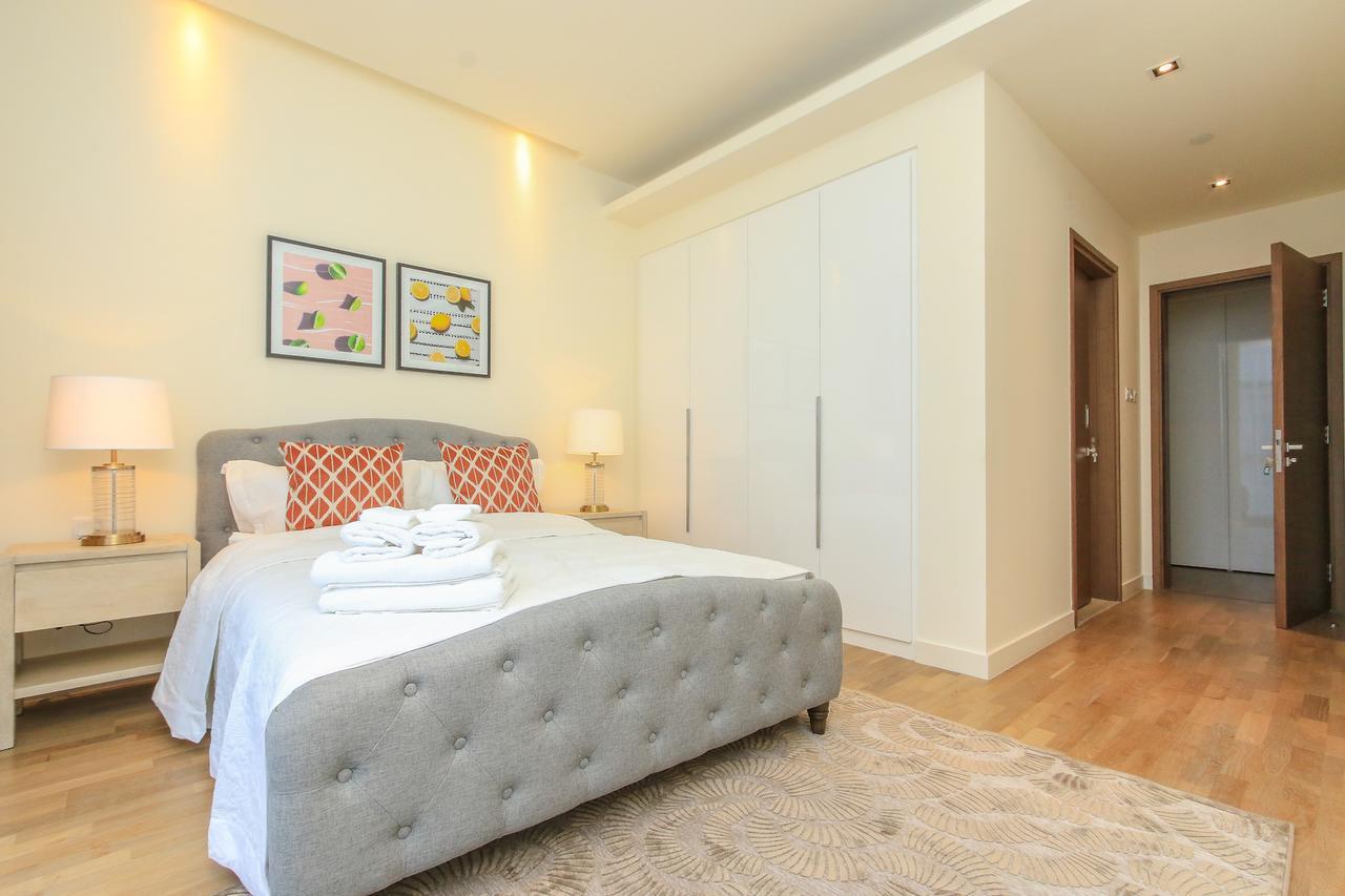 Largest 2br Family W Maid's Room, City Walk *