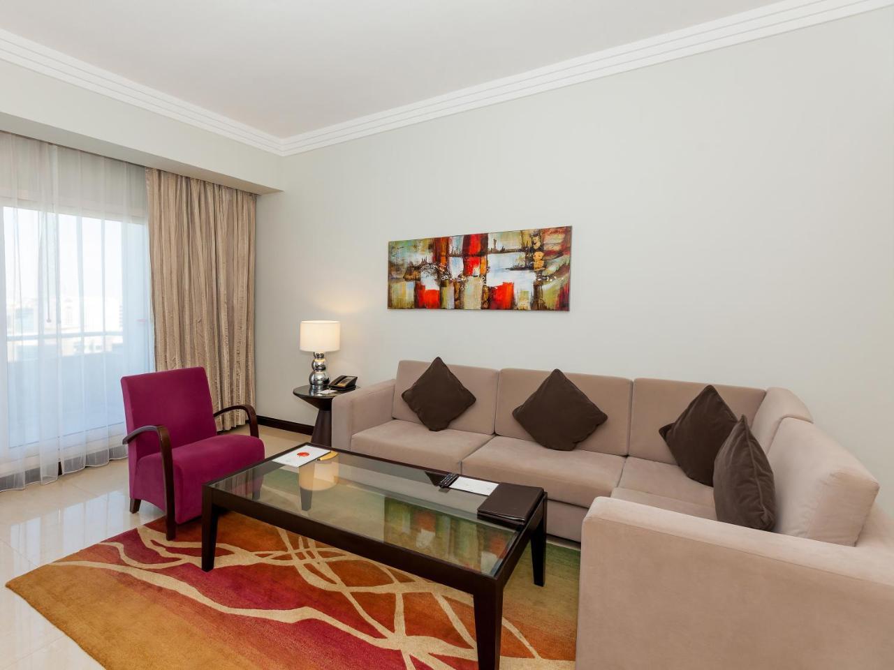 Flora Park Deluxe Aparthotel 4*
