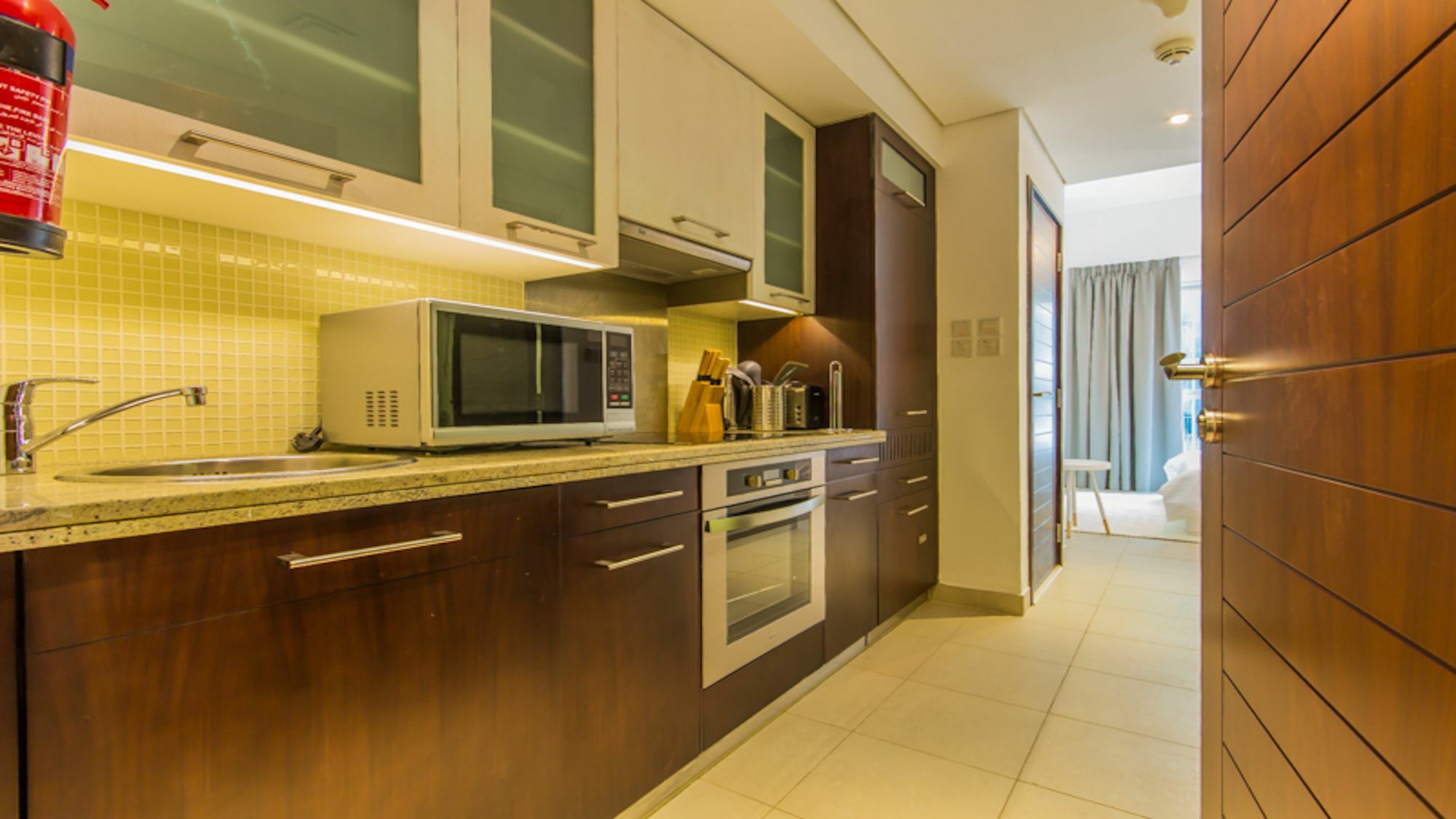 Dhh - Boulevard Central-tower 2 *