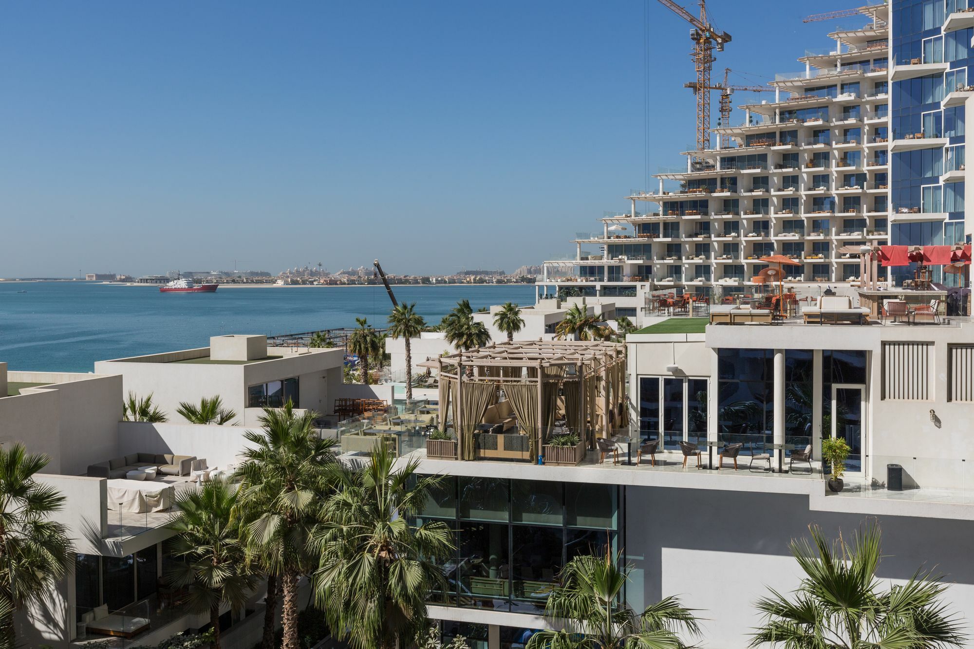 Evolve - The Five Palm Residences * Dubai