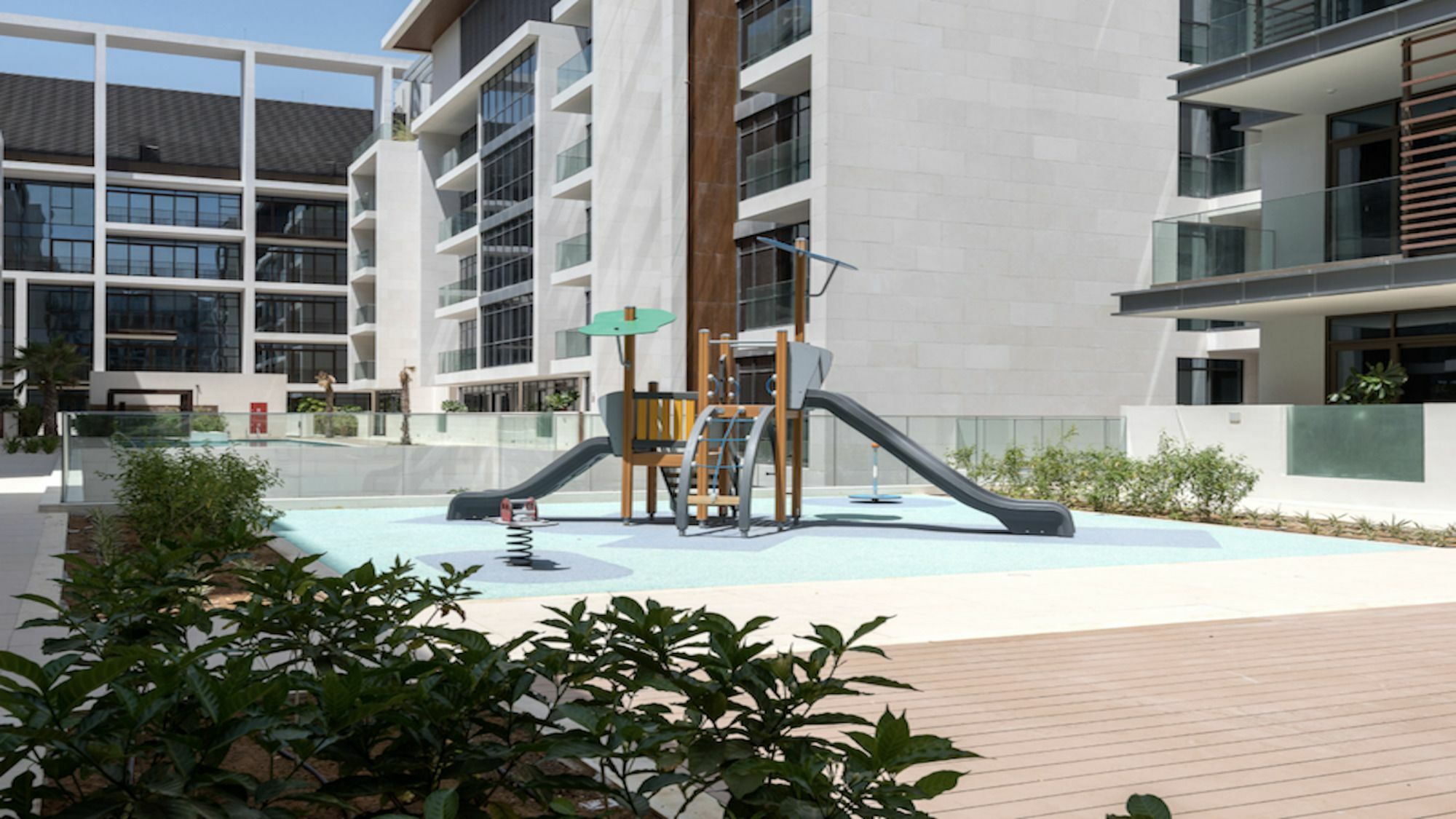 Dhh - Walk Building 10 Apartment *