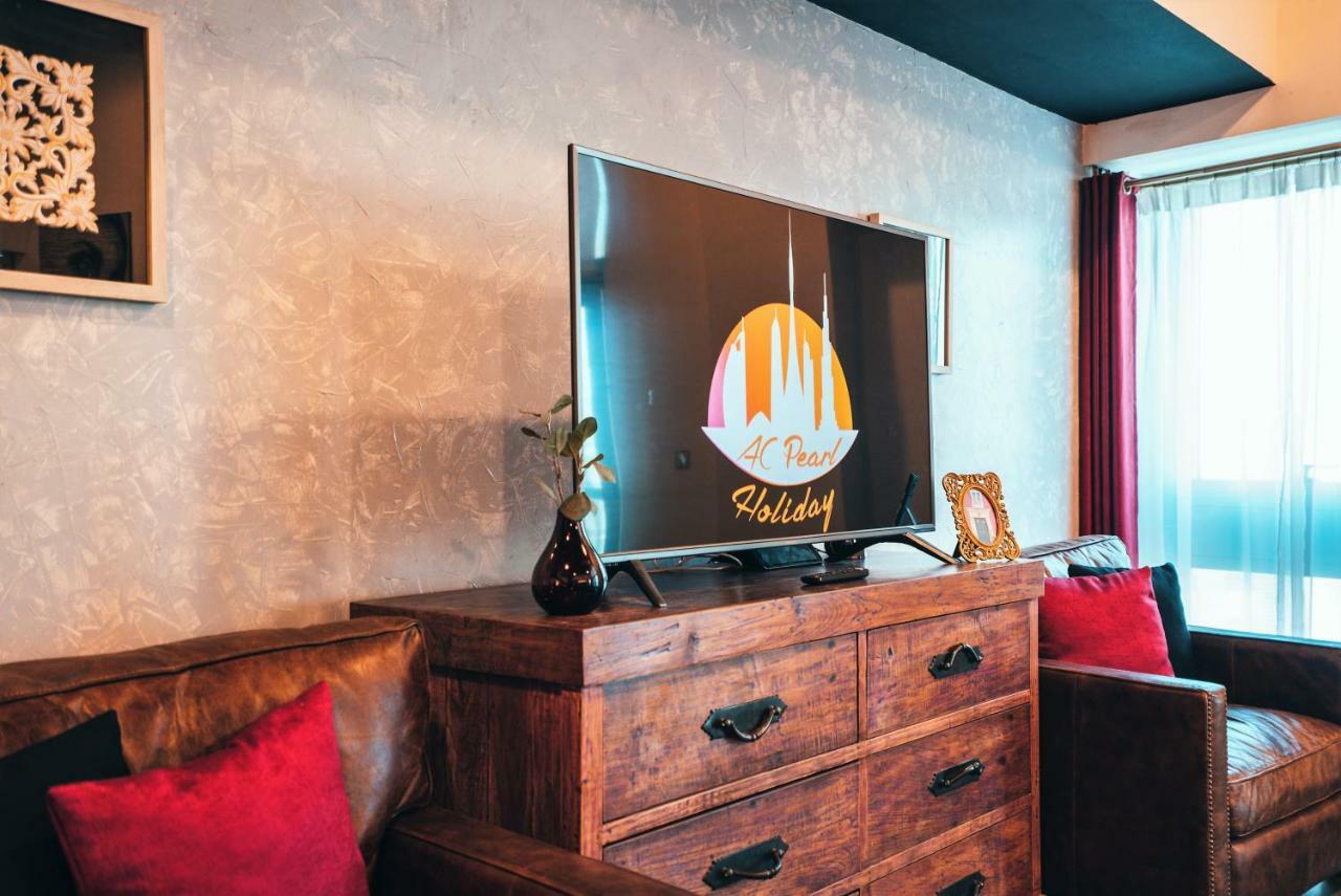 A C Pearl Holiday Homes - The Loft With Burj Khalifa View * Dubai