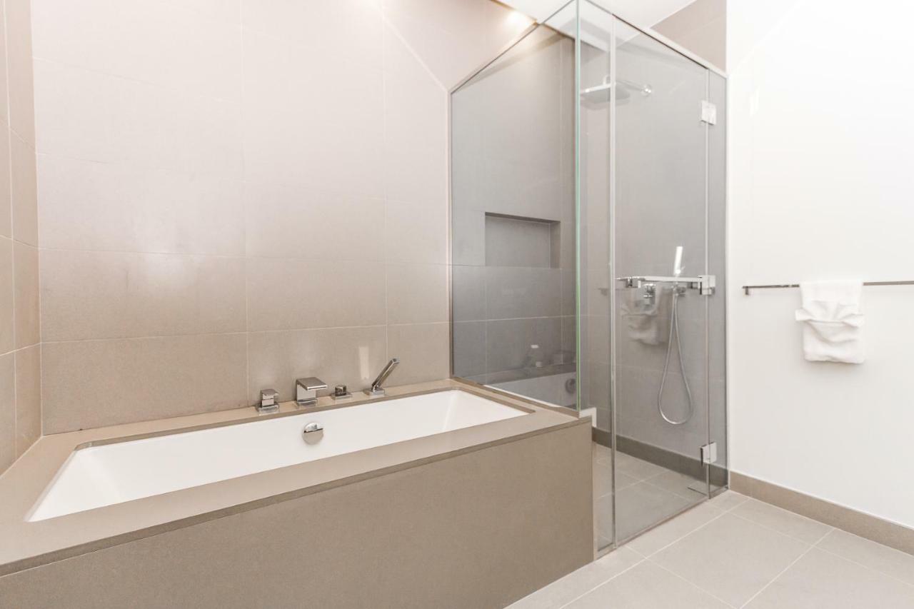 Largest 2br Family W Maid's Room, City Walk *