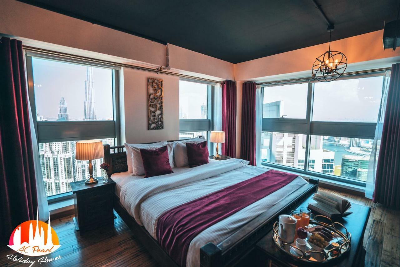 Apartment A C Pearl Holiday Homes - The Loft With Burj Khalifa View