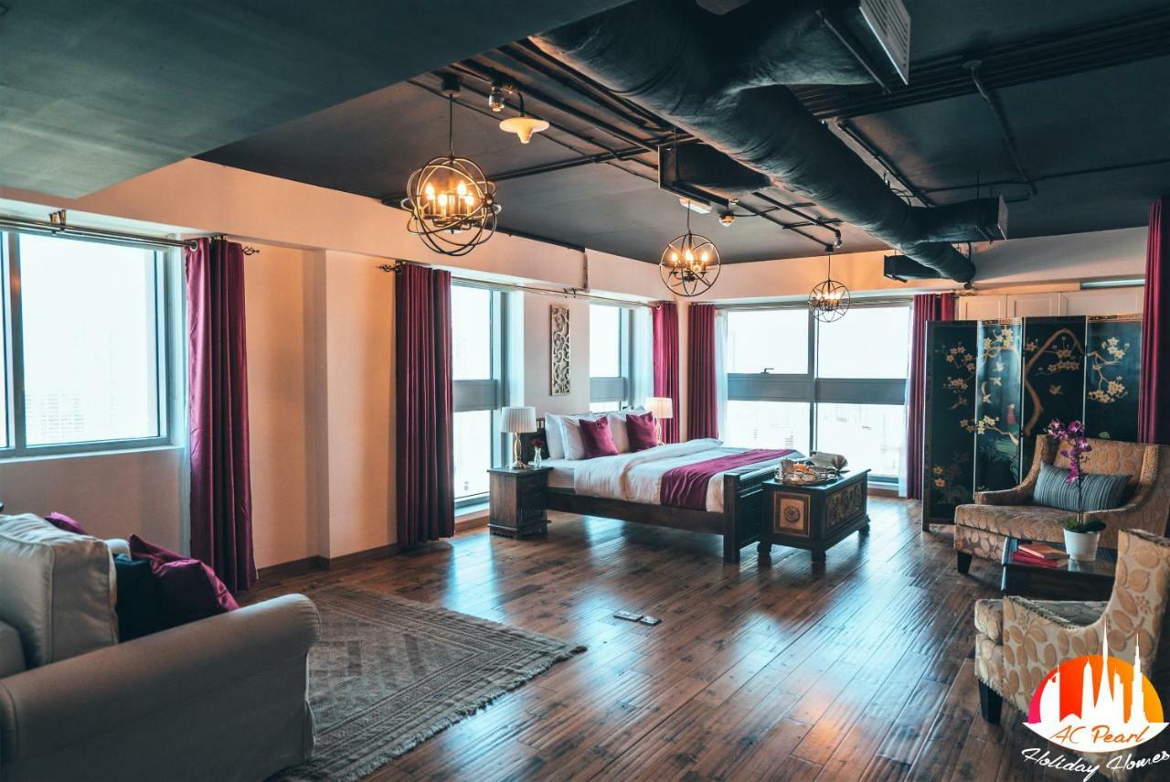 Apartment A C Pearl Holiday Homes - The Loft With Burj Khalifa View