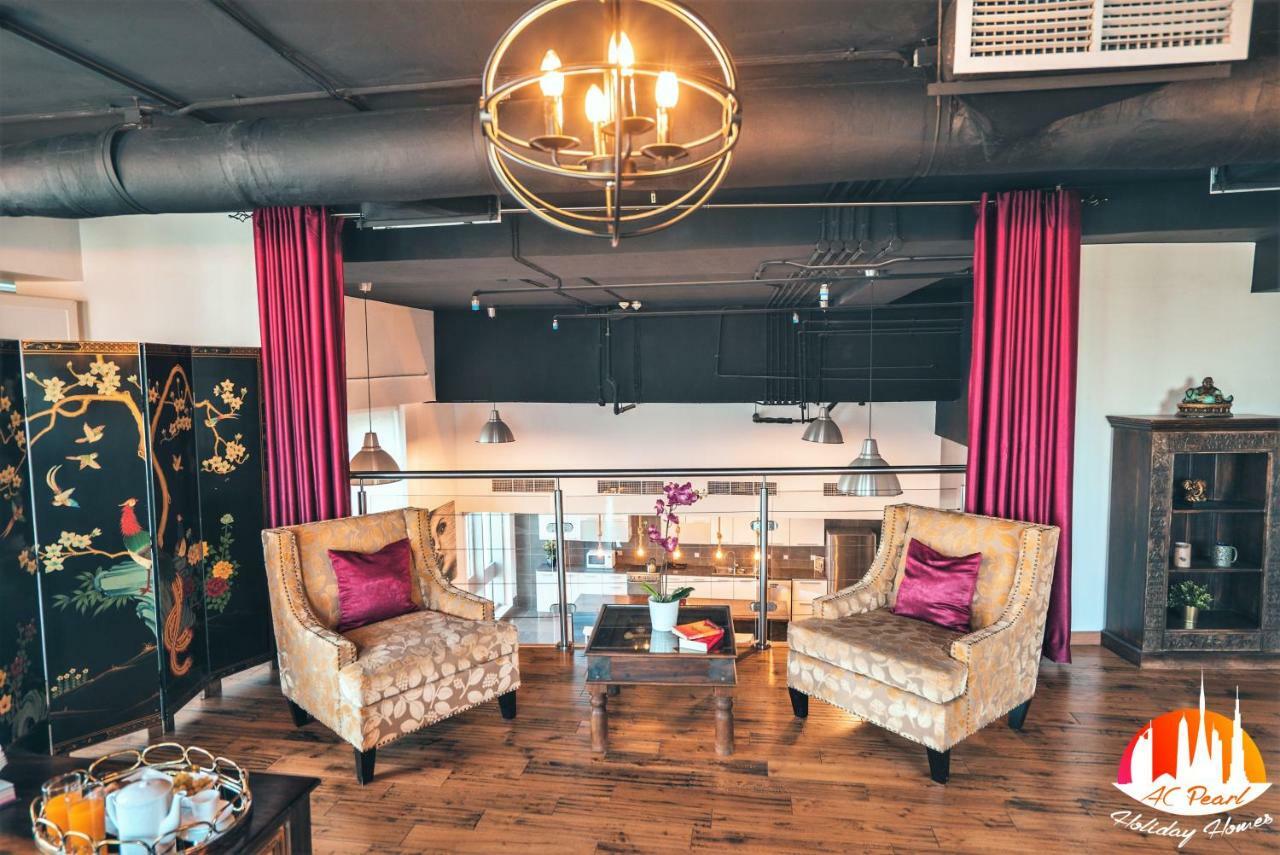 A C Pearl Holiday Homes - The Loft With Burj Khalifa View