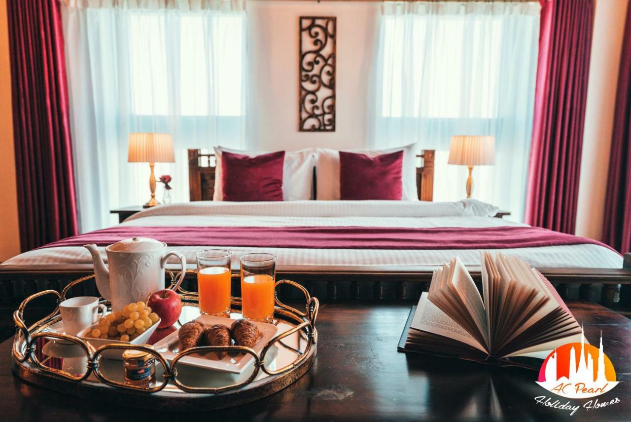Apartment A C Pearl Holiday Homes - The Loft With Burj Khalifa View Dubai