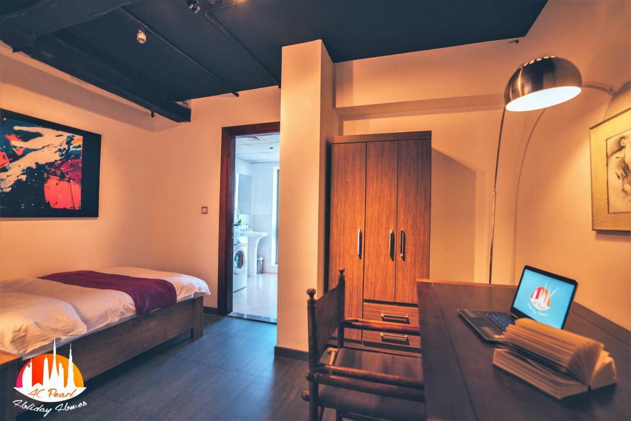 Apartment A C Pearl Holiday Homes - The Loft With Burj Khalifa View Dubai