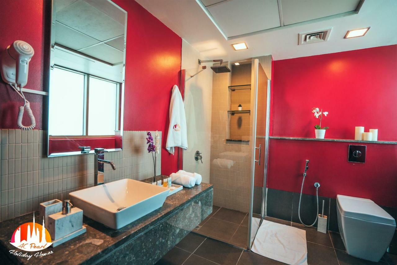 A C Pearl Holiday Homes - The Loft With Burj Khalifa View *