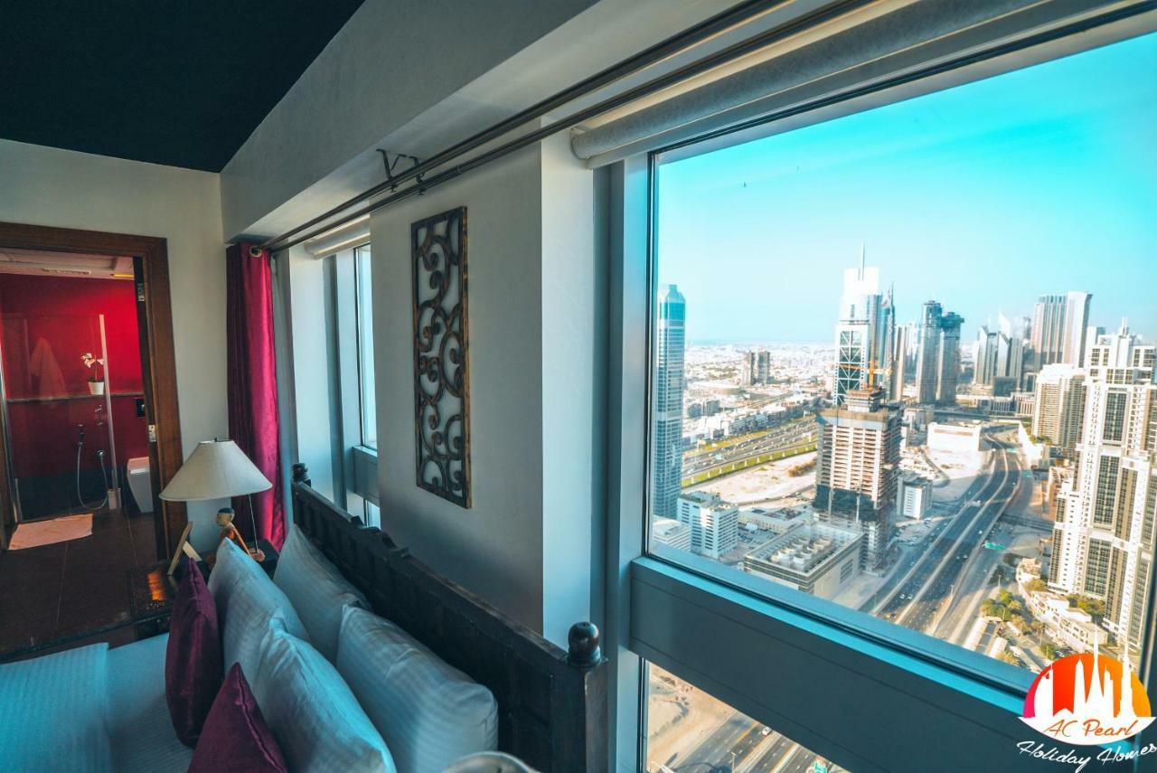 Apartment A C Pearl Holiday Homes - The Loft With Burj Khalifa View Dubai