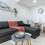 Stylish And Classy Studio In Jlt
